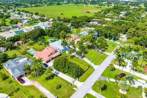 A home in Lake Worth