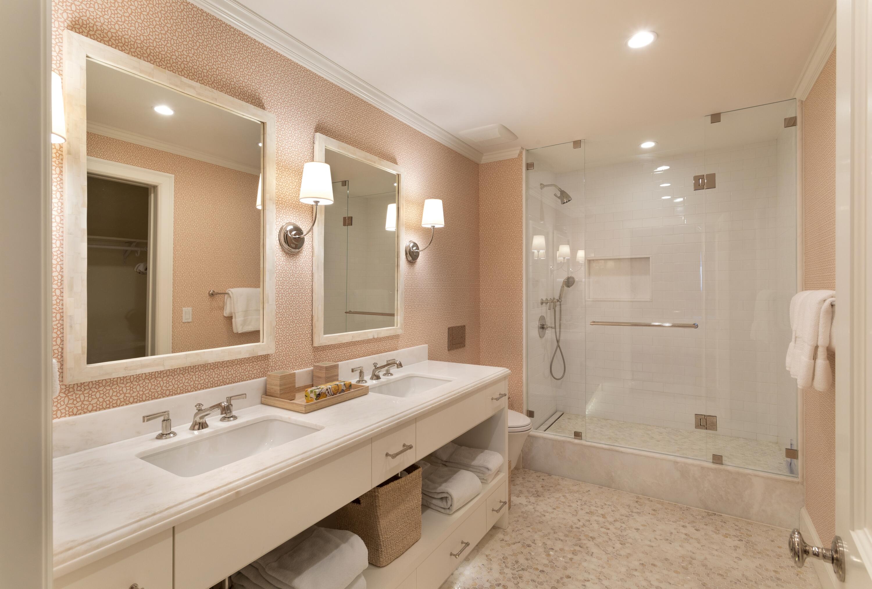 THREE HUNDRED OCEAN BLVD APTS INC - Residential