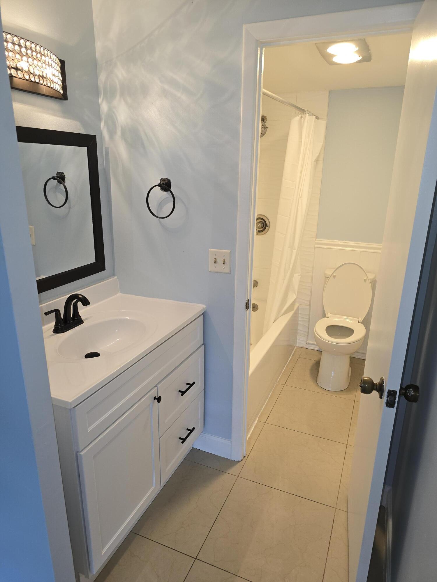 EL CASTELAY CONDO - Residential Lease