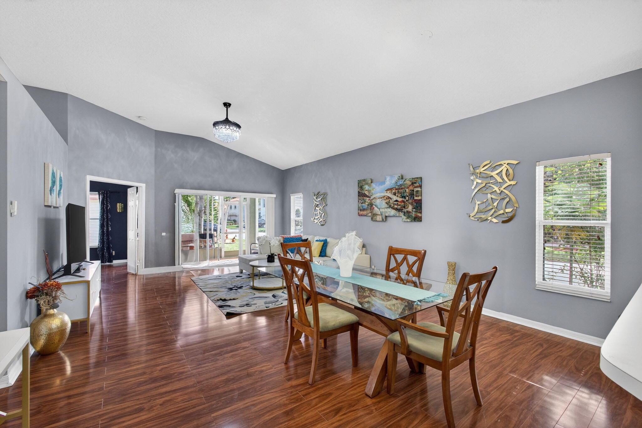 WOODBINE PAR E - Residential