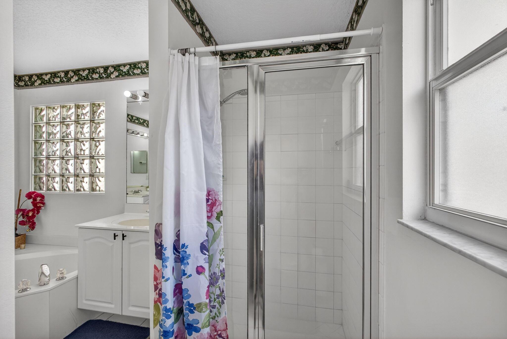 WOODBINE PAR E - Residential