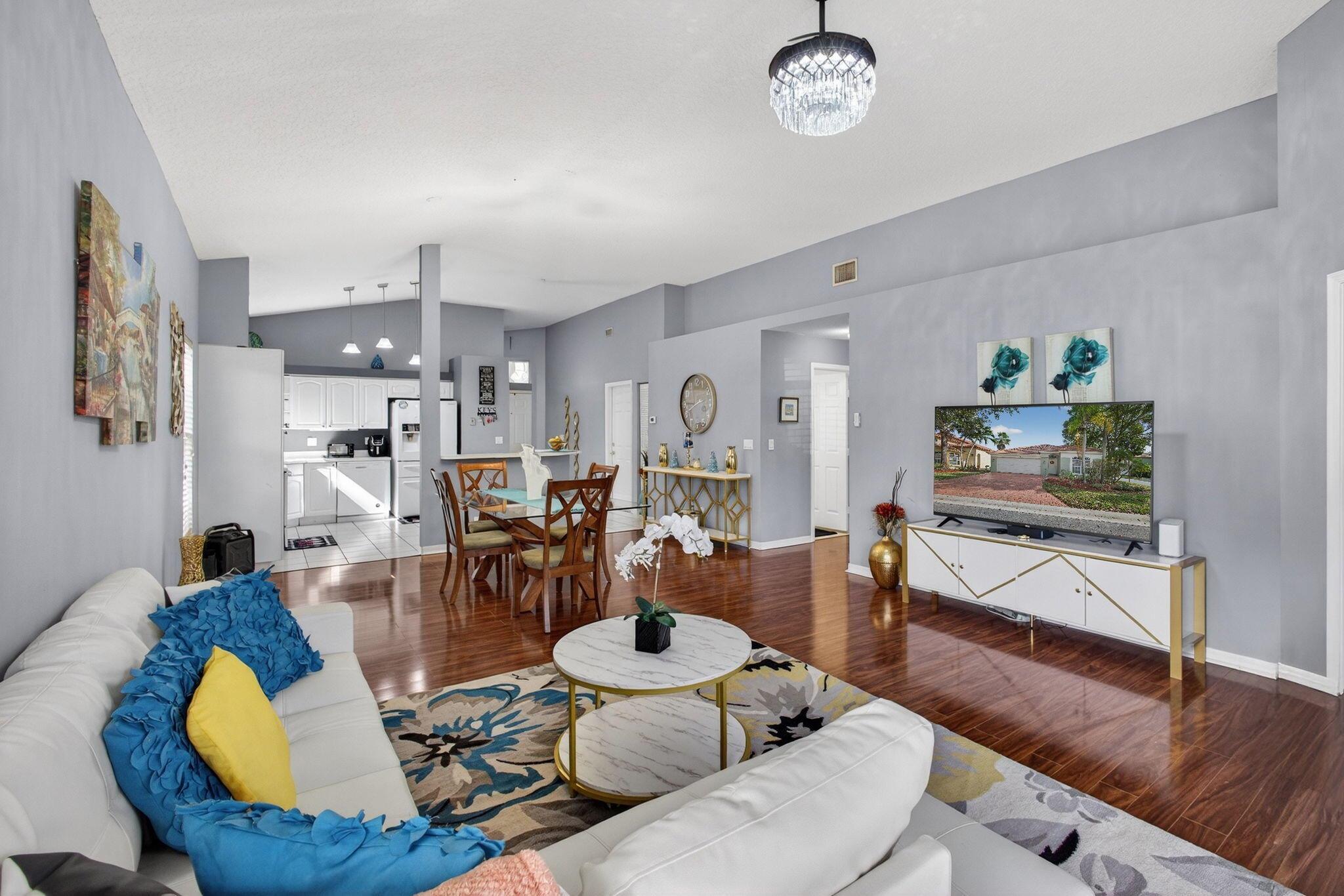 WOODBINE PAR E - Residential