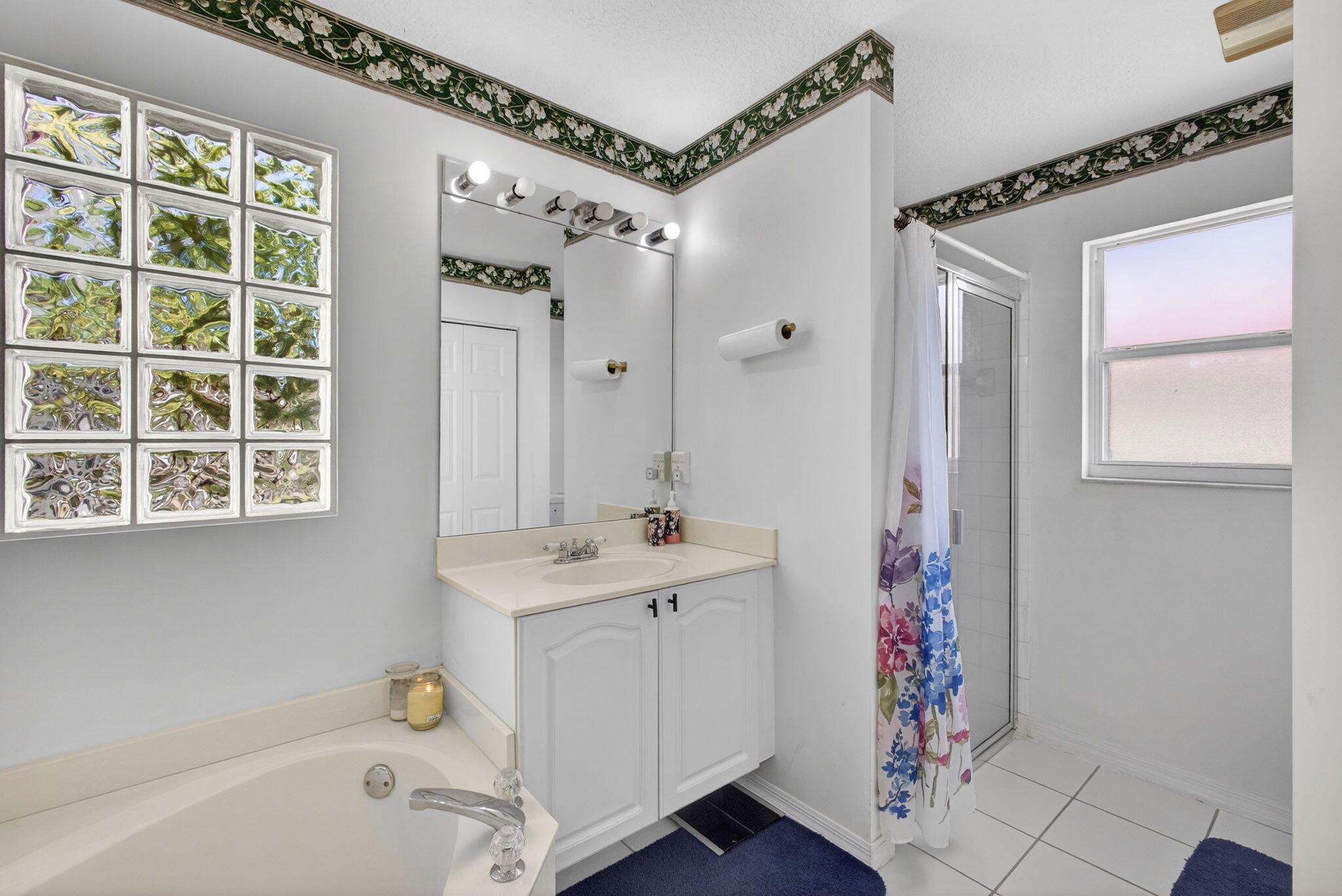 WOODBINE PAR E - Residential