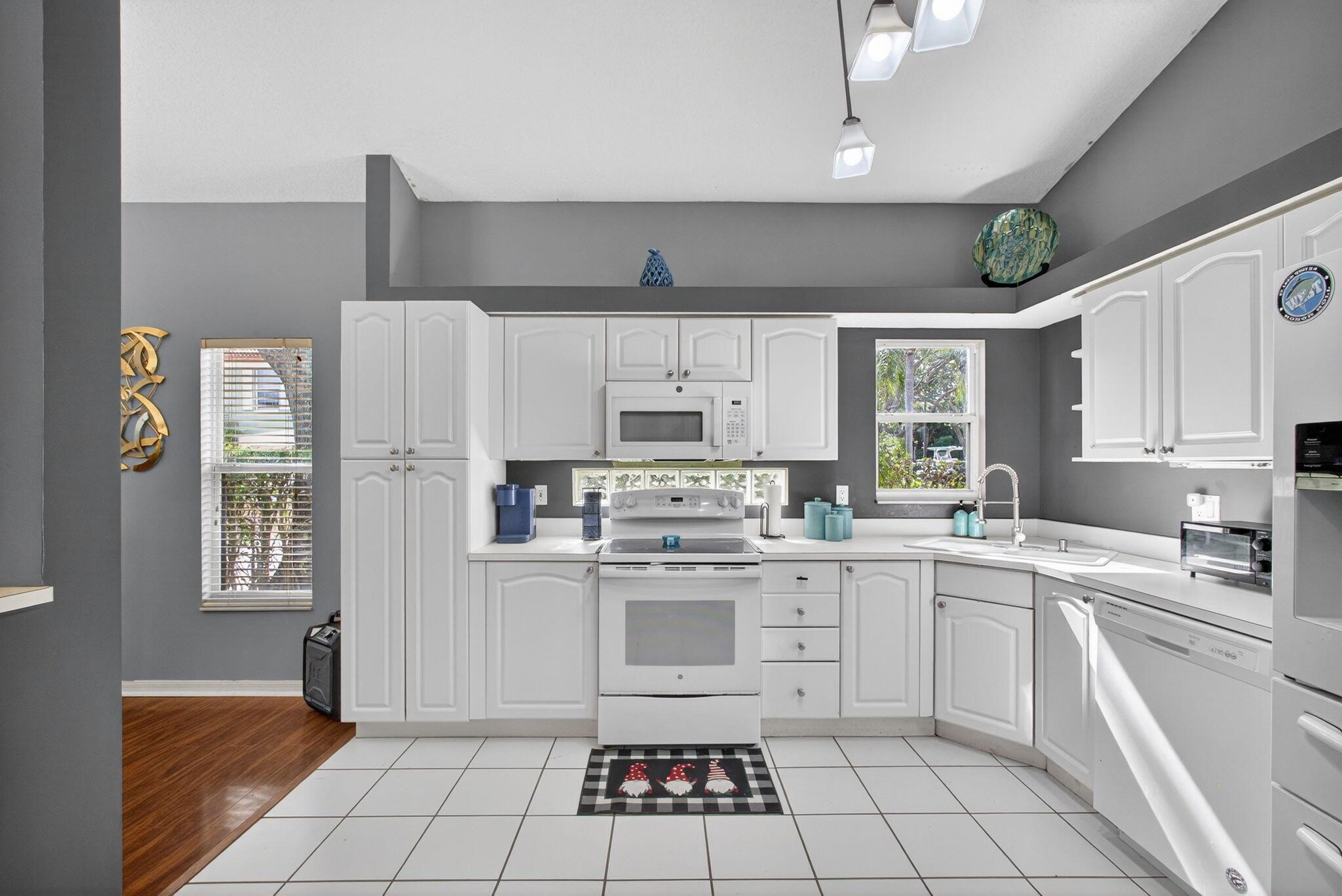 WOODBINE PAR E - Residential