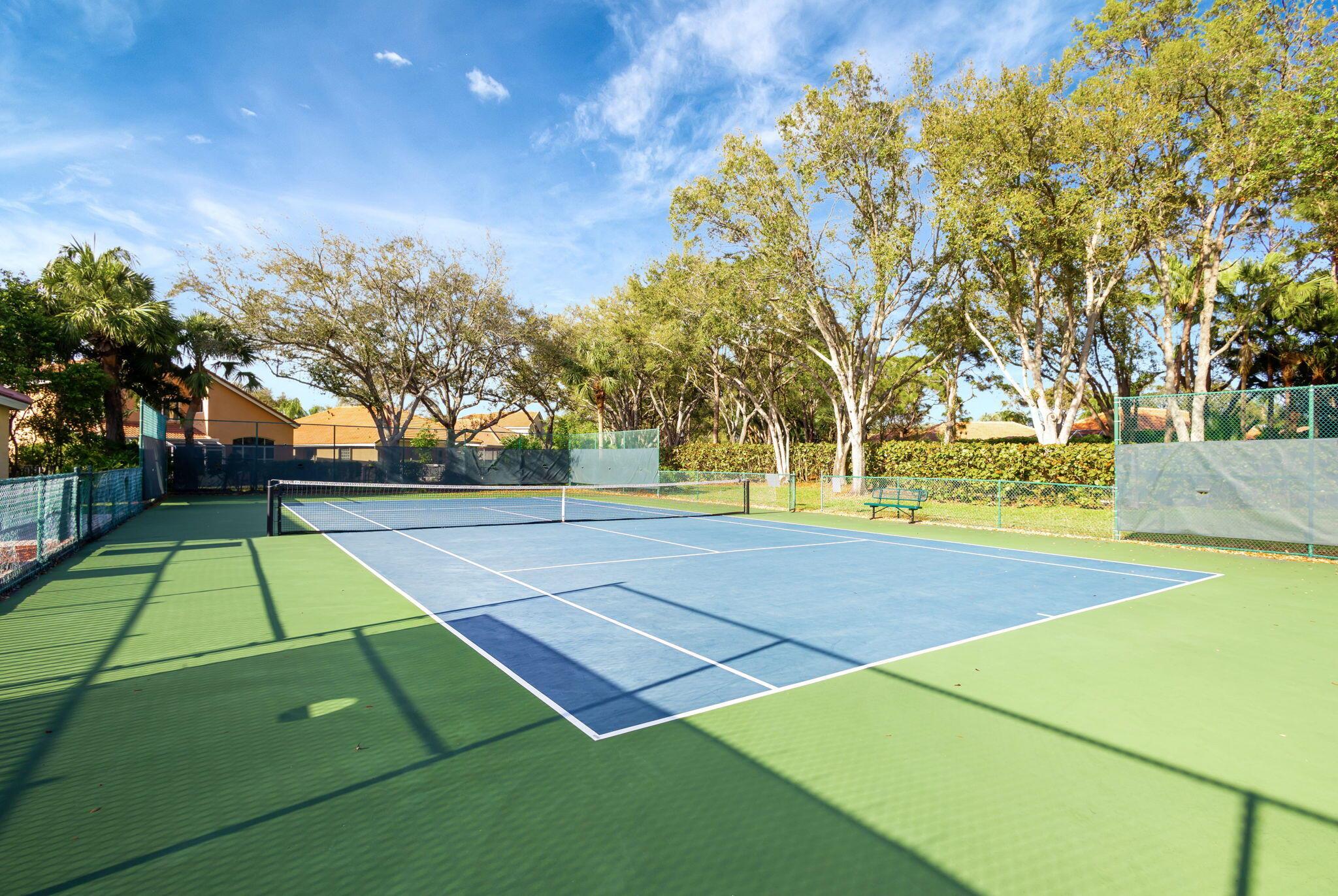 WOODBINE PAR E - Residential