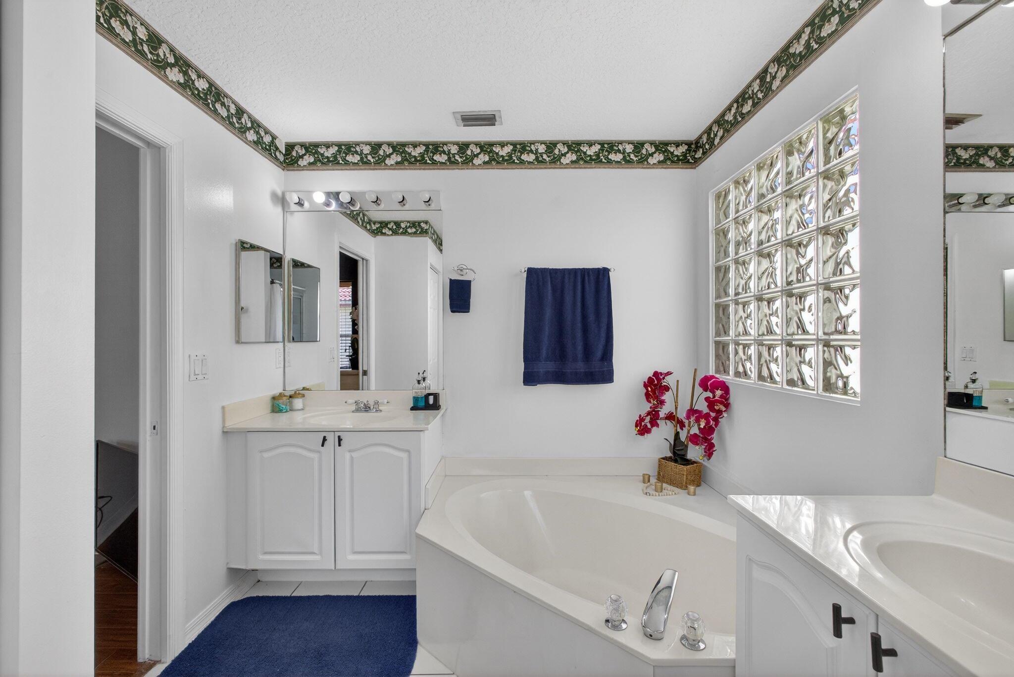 WOODBINE PAR E - Residential