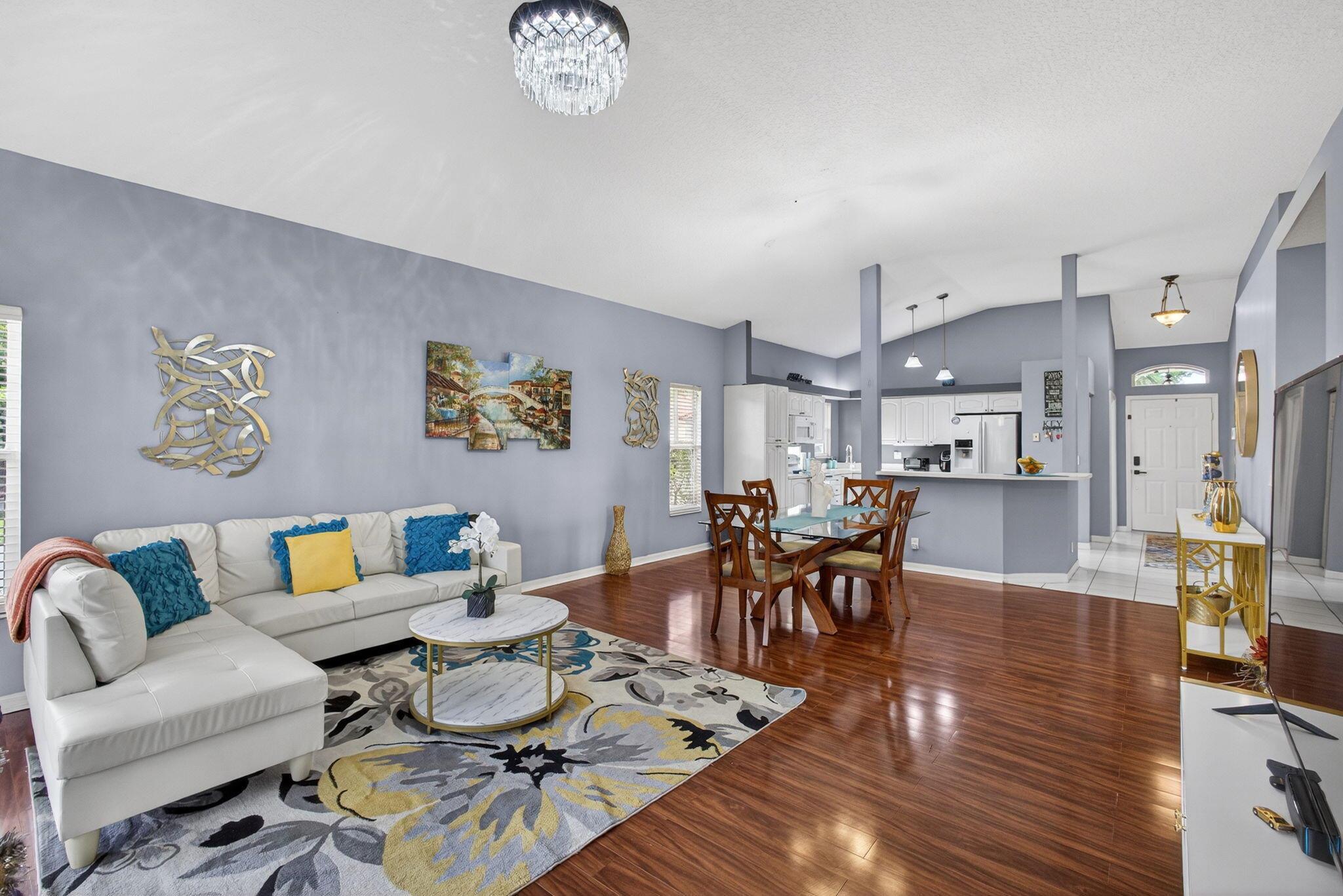 WOODBINE PAR E - Residential