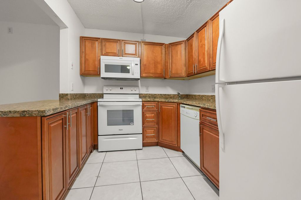 Photo of 4709 Sable Pine Circle #B1, West Palm Beach, FL 33417 (MLS # B26034417)