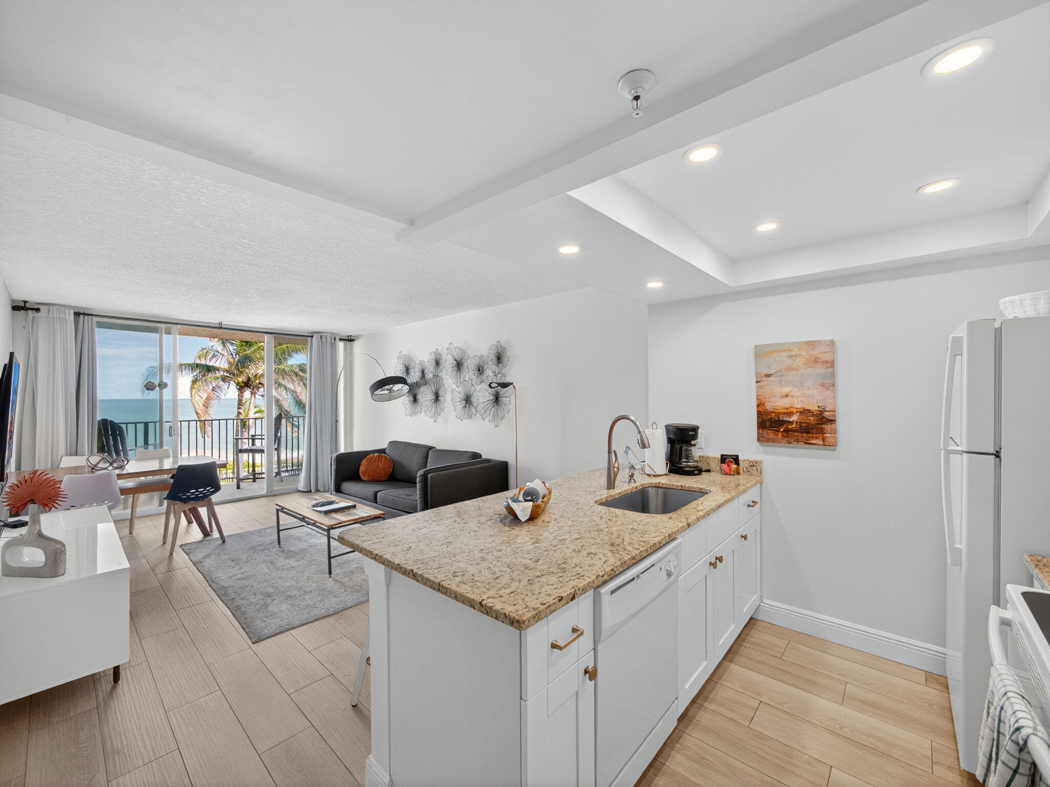 ISLAND BEACH CLUB, A CONDOMINIUM - Residential