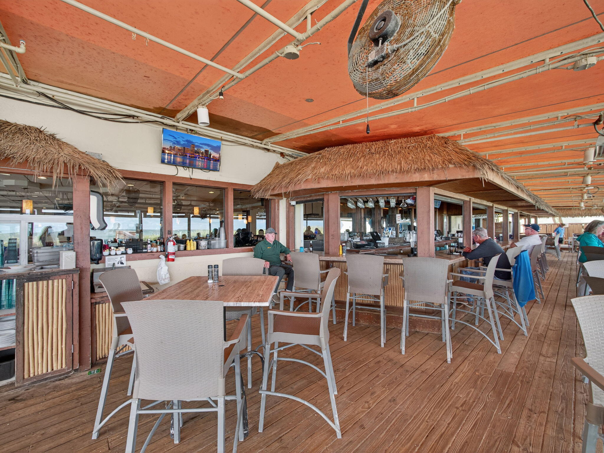 ISLAND BEACH CLUB, A CONDOMINIUM - Residential