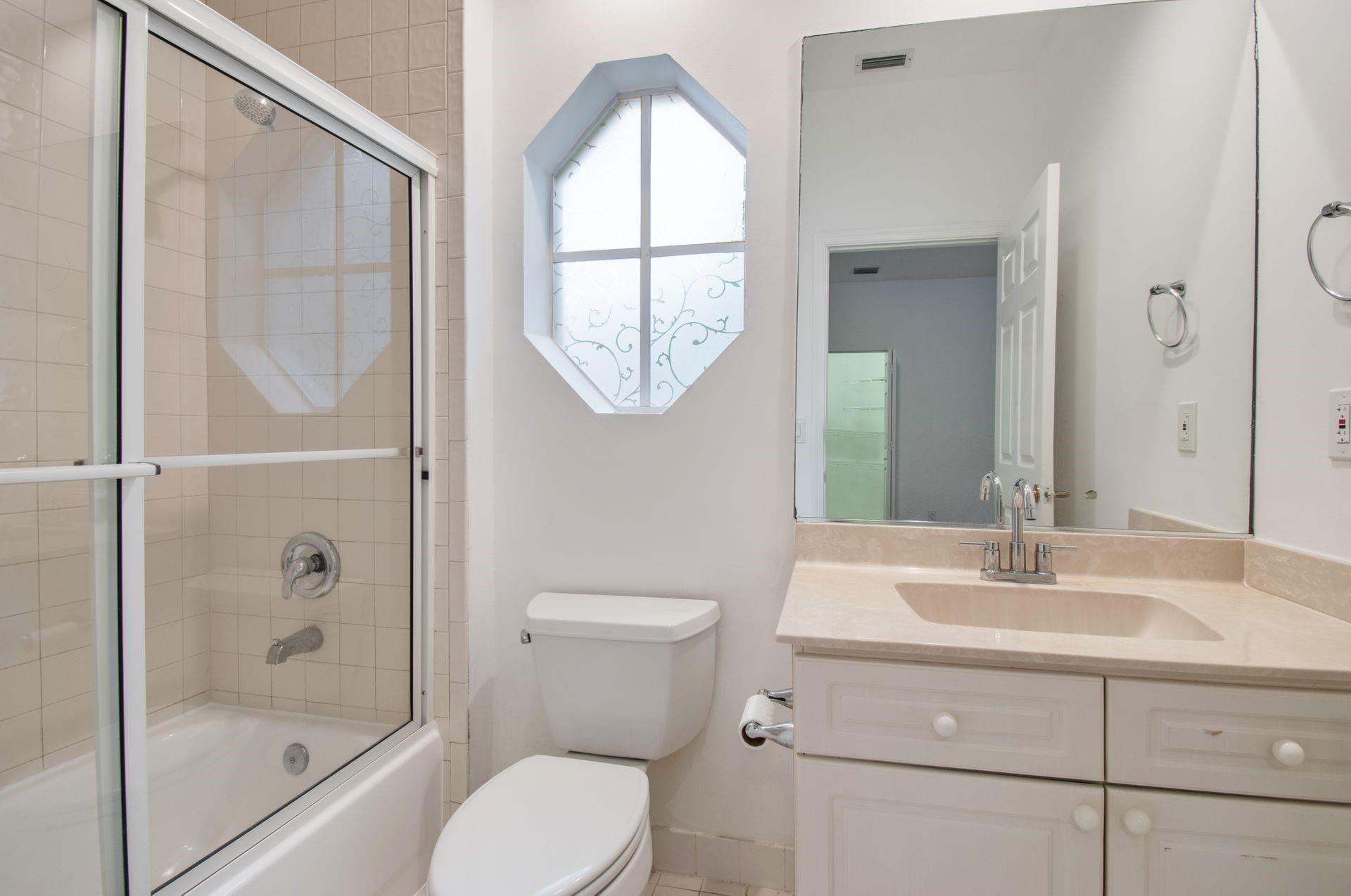 Weston Hills-Bay Isle - Residential Lease