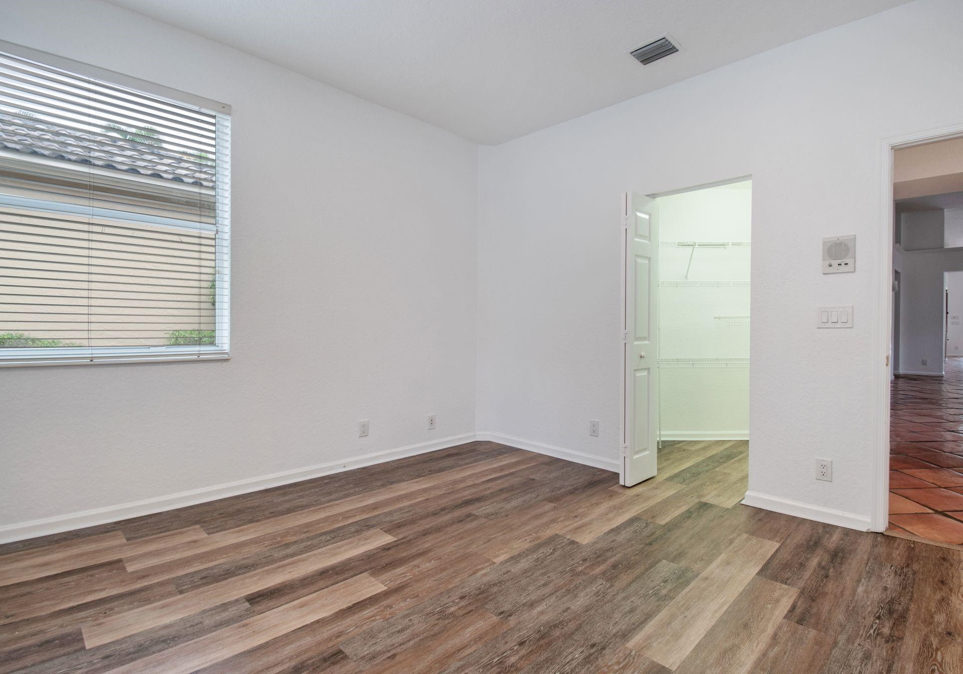 Weston Hills-Bay Isle - Residential Lease