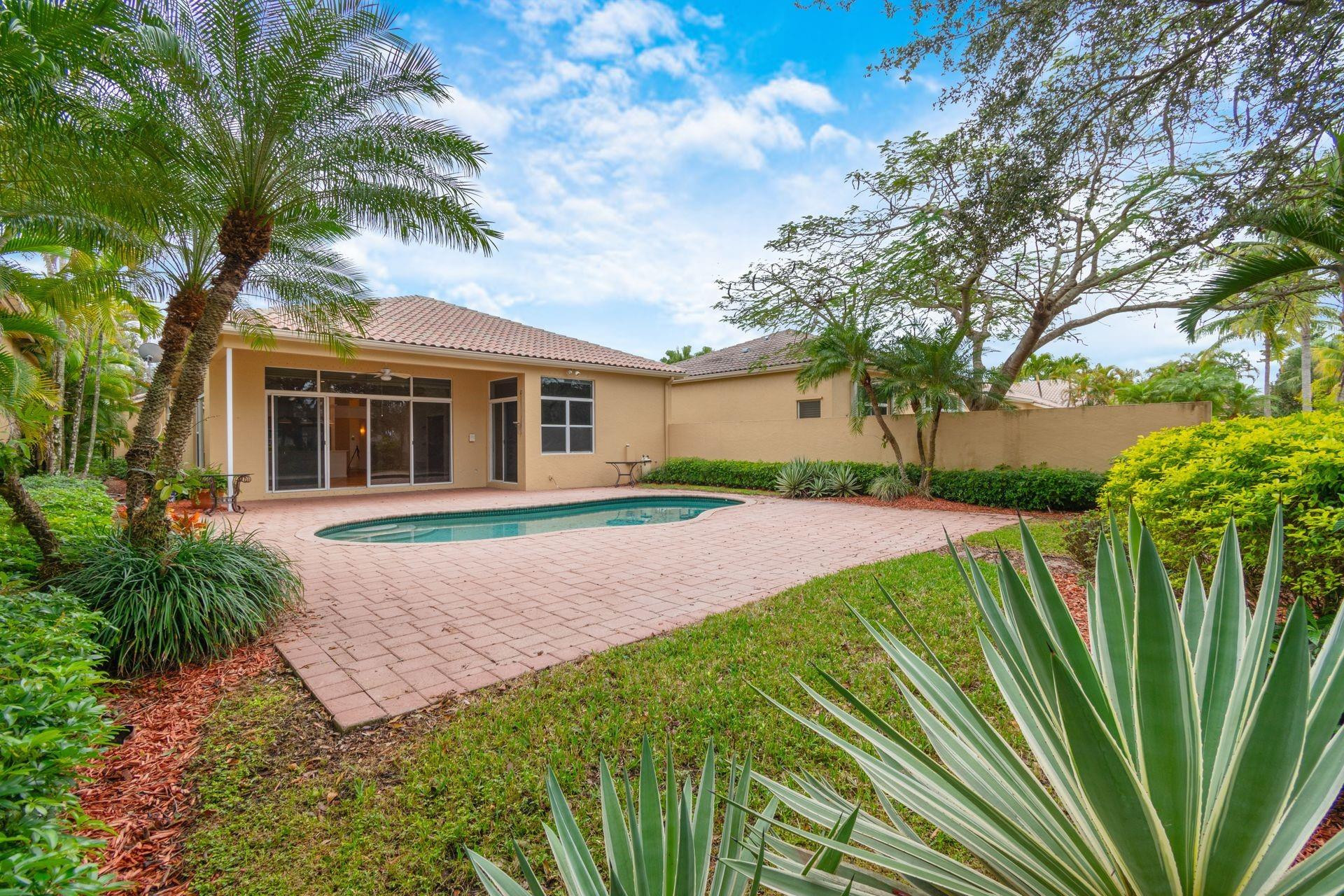 Weston Hills-Bay Isle - Residential Lease