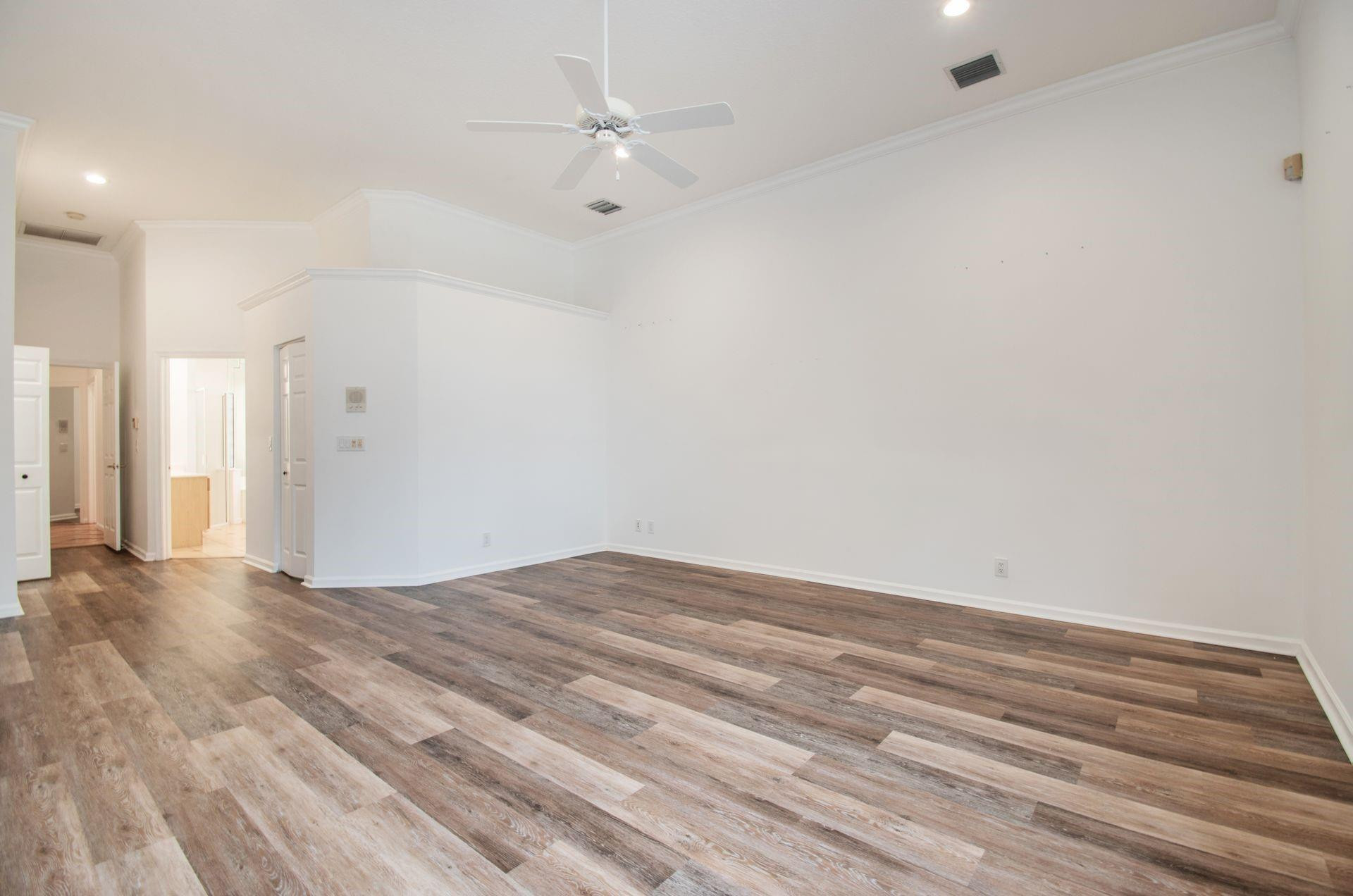 Weston Hills-Bay Isle - Residential Lease