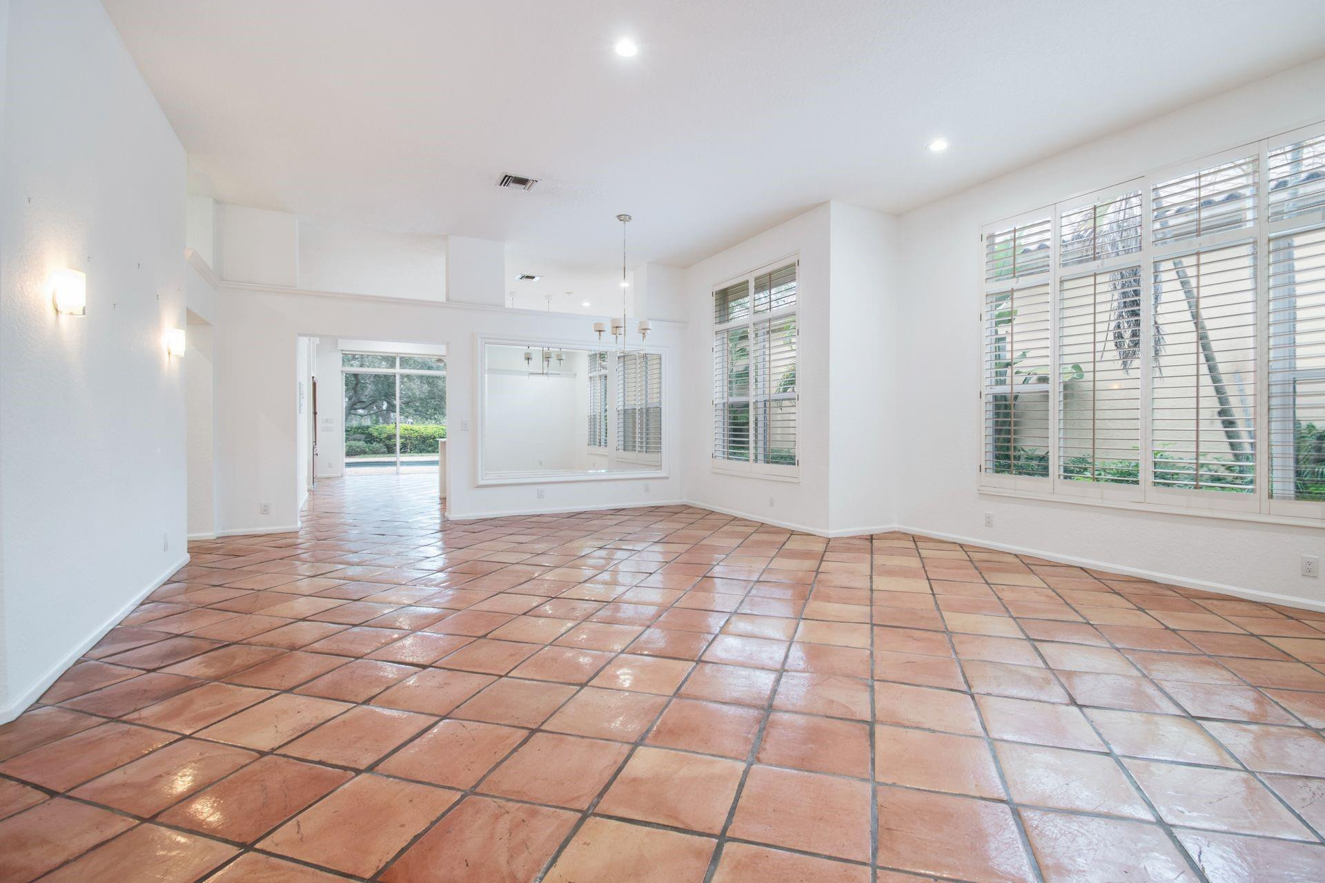 Weston Hills-Bay Isle - Residential Lease