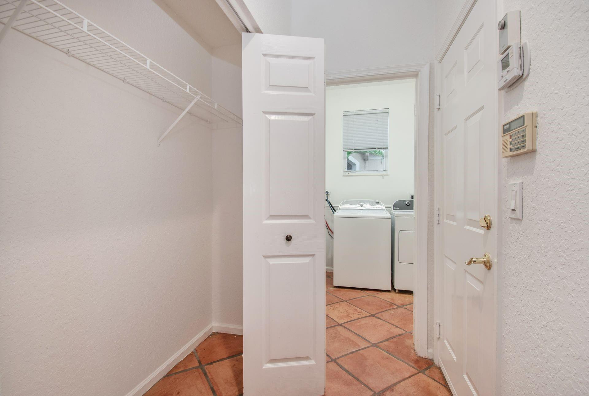 Weston Hills-Bay Isle - Residential Lease