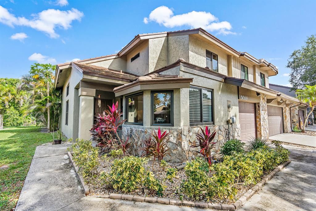 Photo of 5089 Thyme Drive, Palm Beach Gardens, FL 33418 (MLS # R10845639)