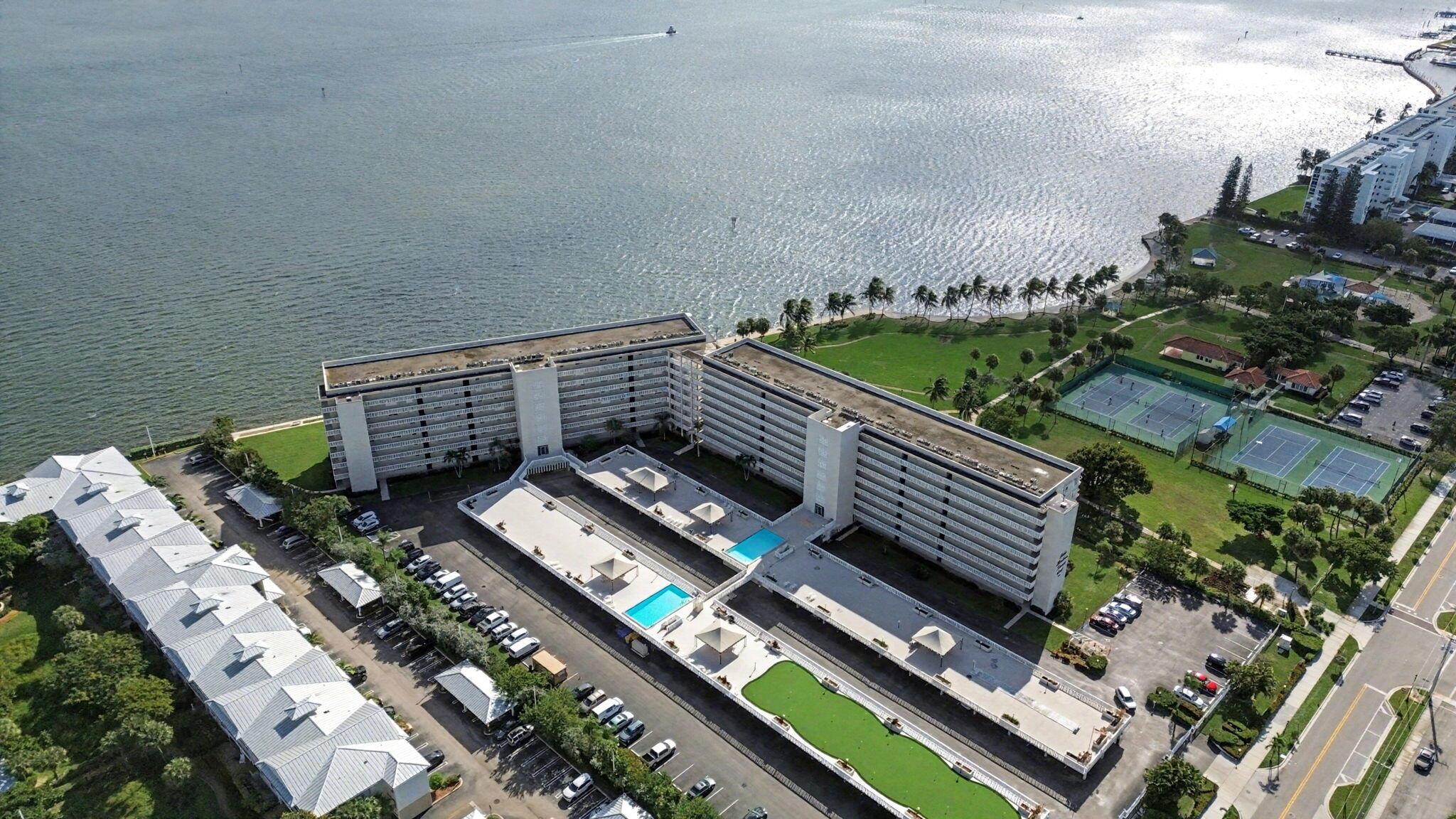 LAKE HARBOUR TOWERS CONDO - Residential Lease