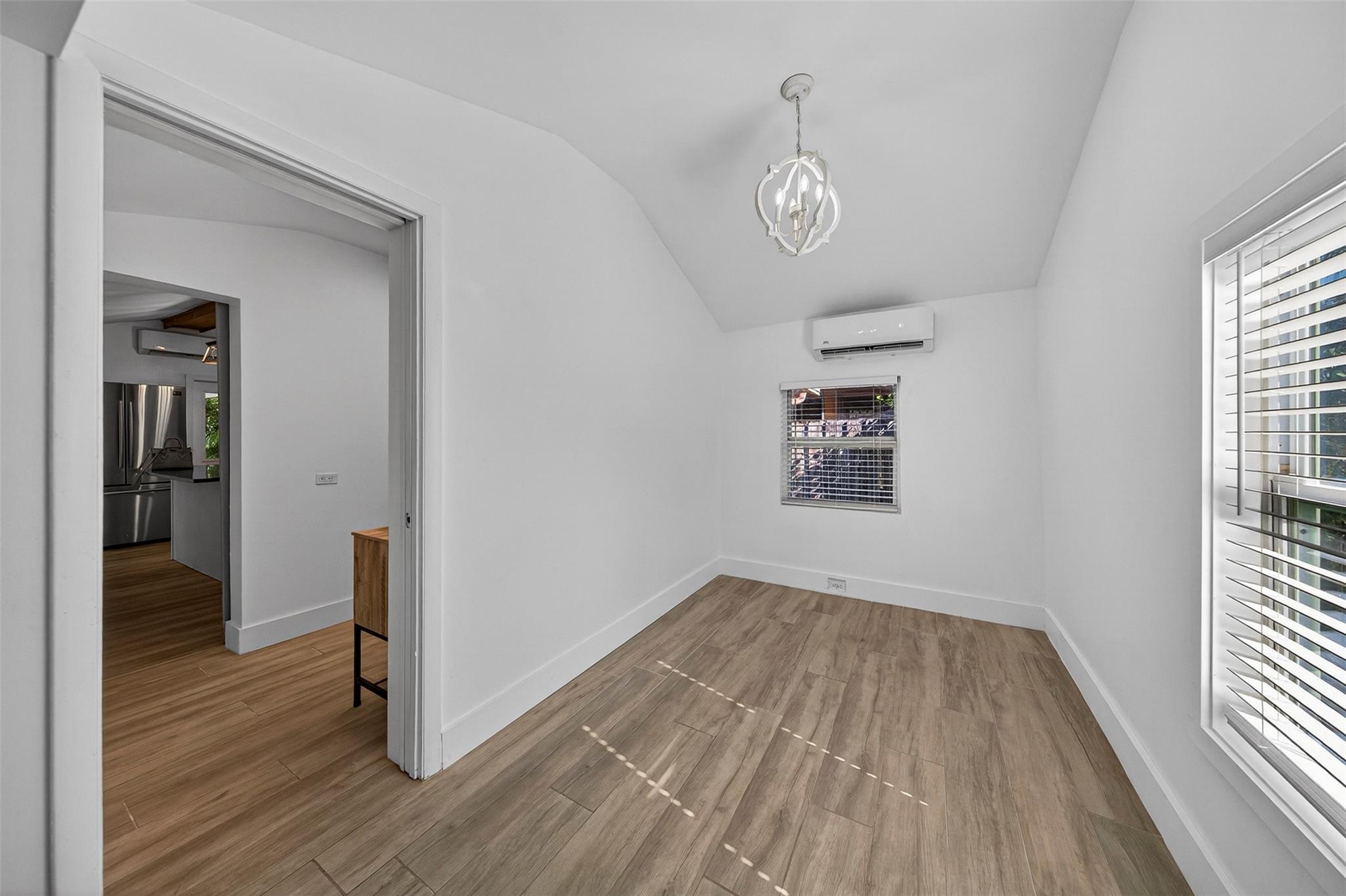 Lincoln Court - Residential