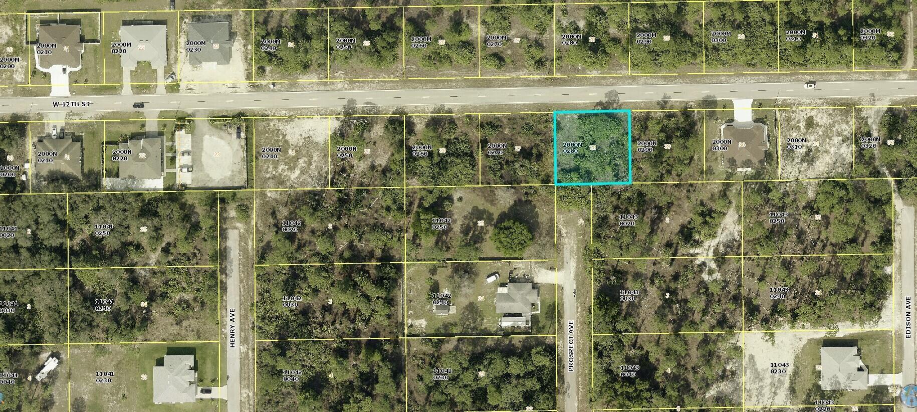 Calling all the investors. This lot offers a great opportunity for building a duplex on this highly desirable area of Lehigh Acres. This is a really good chance of increase your monthly income adding two units to your rental portfolio. Please send vacant land contract only. MMV Properties LLC managing member is a Florida Licensed Real Estate Agent. I will be out of the country with limited internet access till Nov 29, please email me for any questions