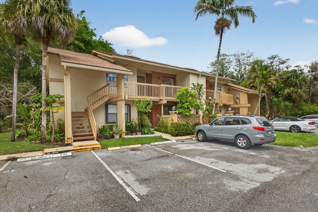 Photo of 13085 Belhaven Court #4, Wellington, FL 33414 (MLS # B26042128)