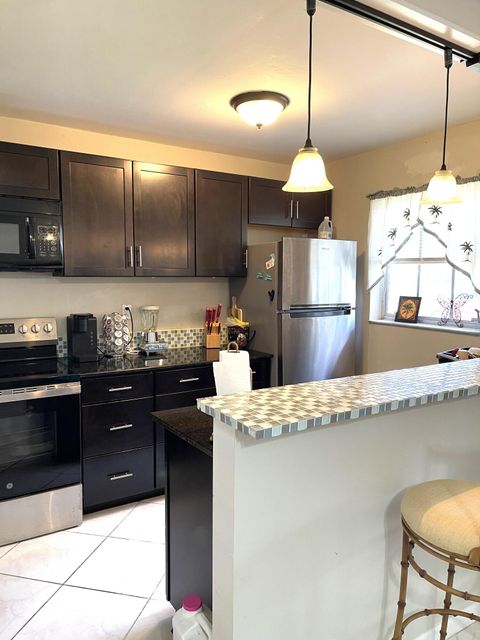 Property photo of 1137 South Drive B, Delray Beach, FL 33445