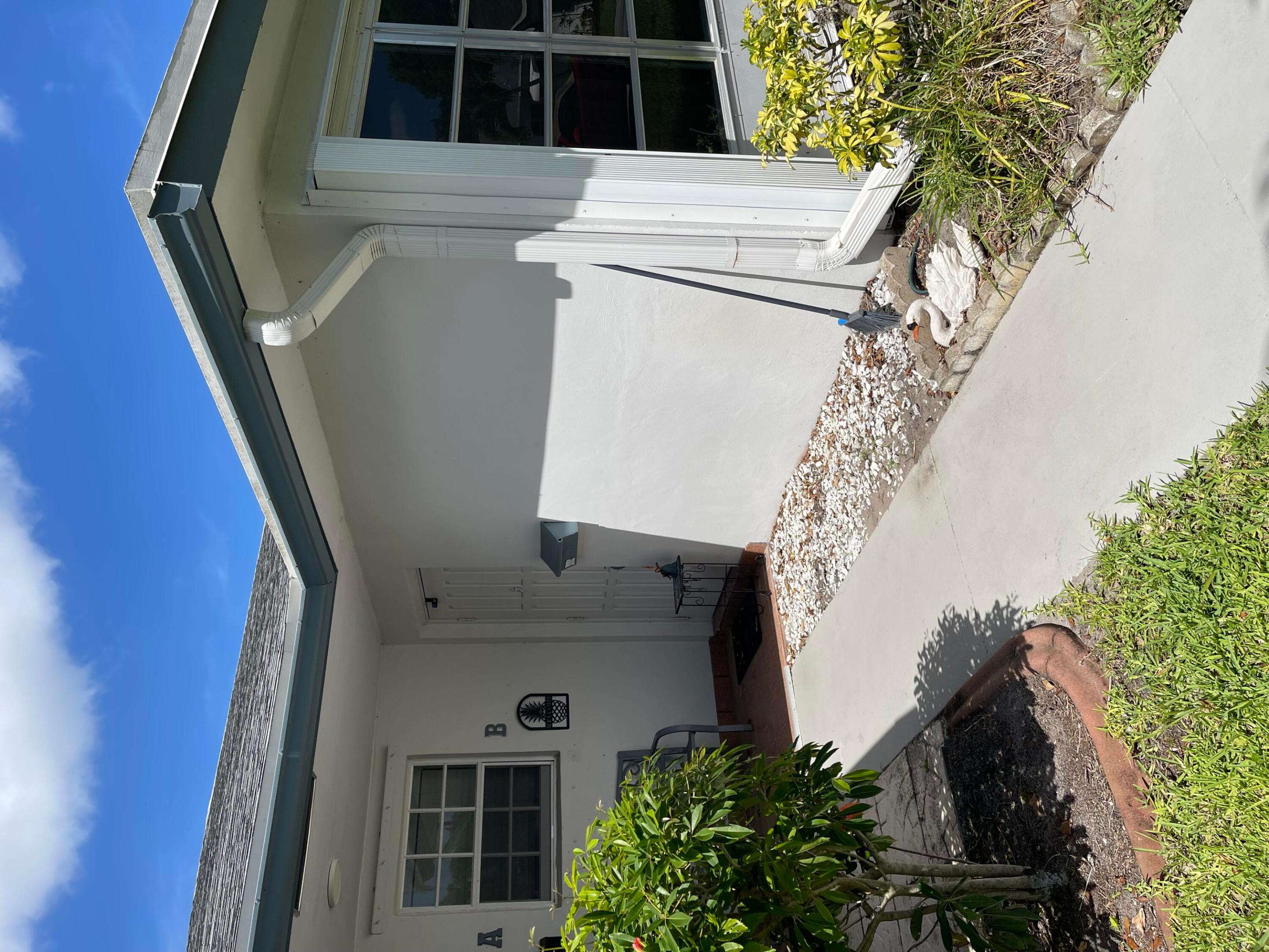 HIGH POINT OF DELRAY SEC 5 CONDO - Residential