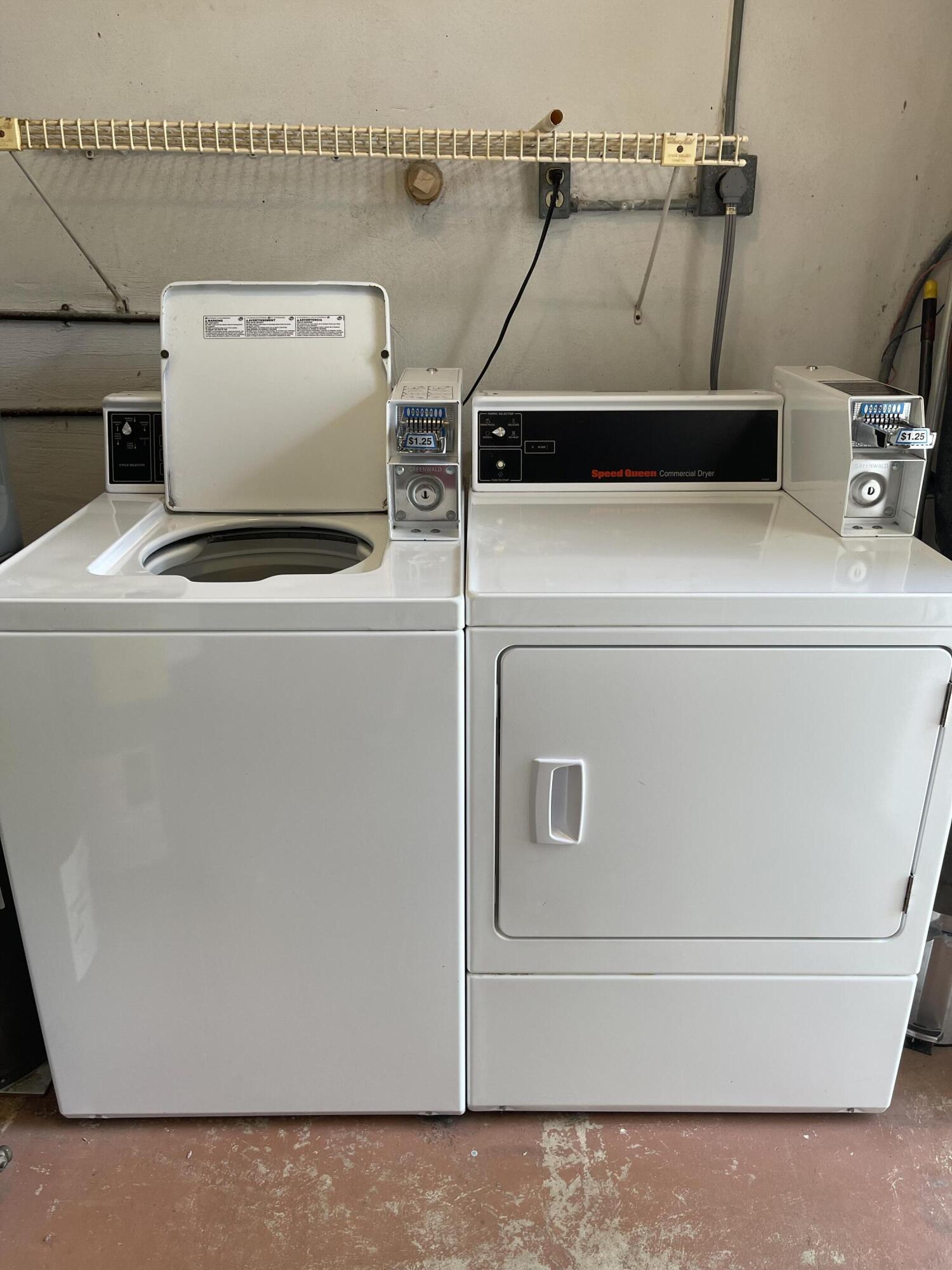 HIGH POINT OF DELRAY SEC 5 CONDO - Residential