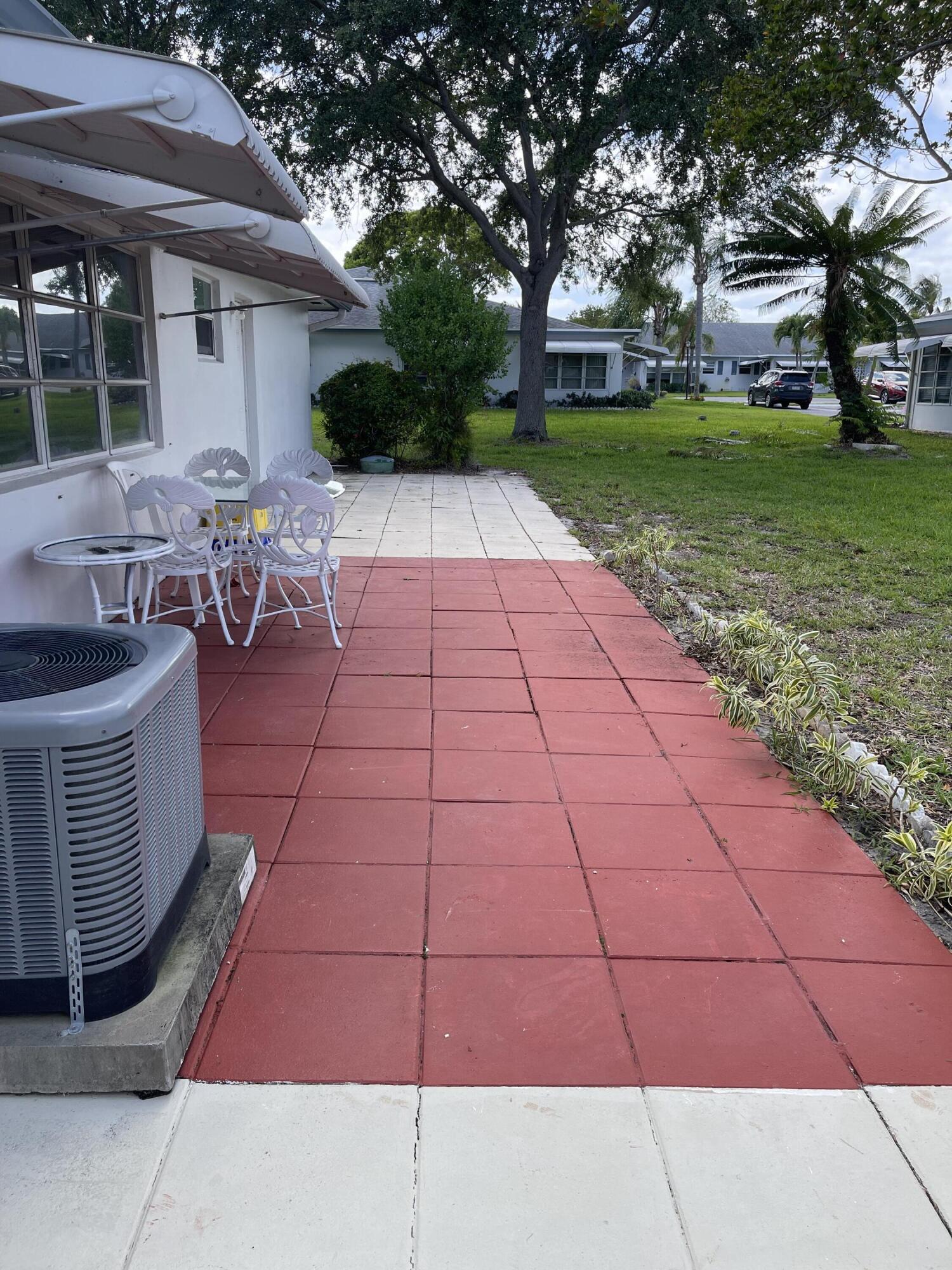 HIGH POINT OF DELRAY SEC 5 CONDO - Residential