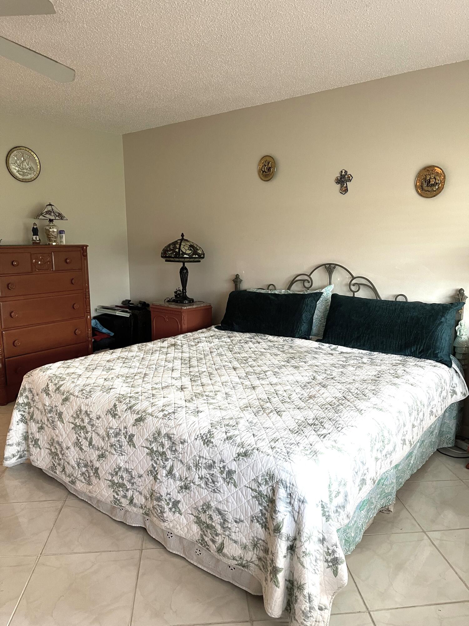 HIGH POINT OF DELRAY SEC 5 CONDO - Residential