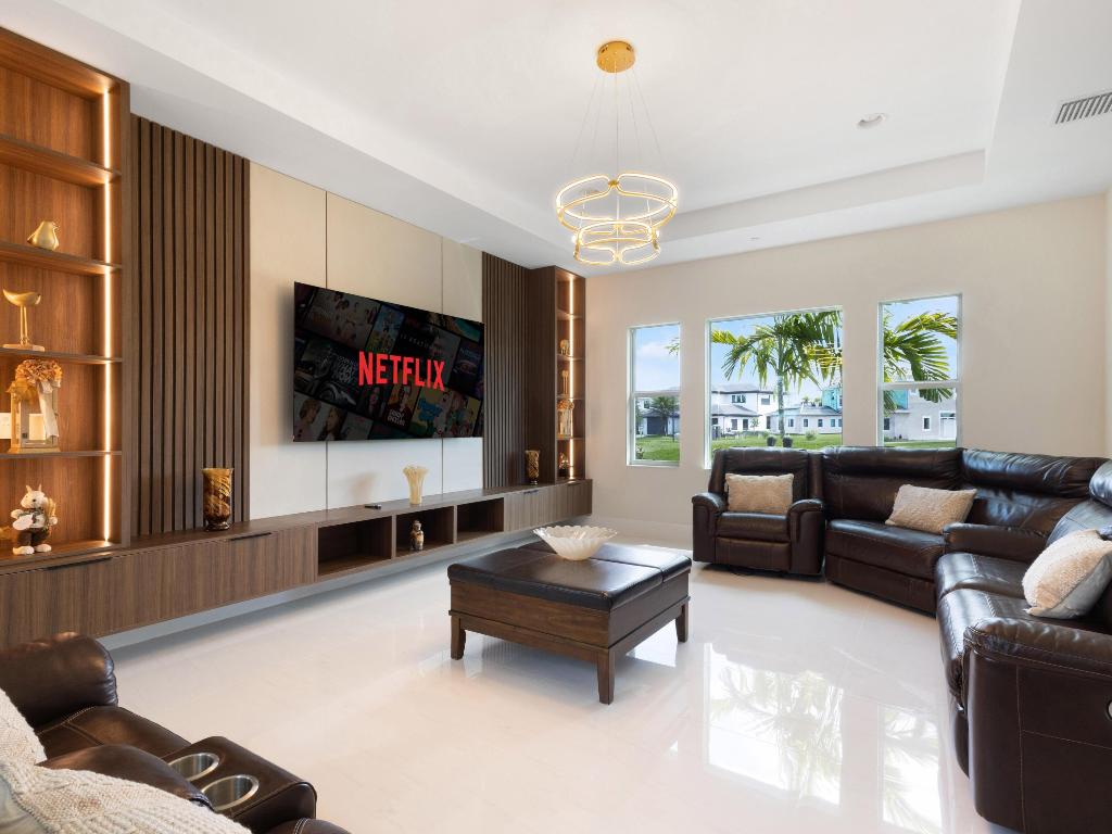 AVENIR SITE PLAN 1 POD 4
Coral Isles - Residential Lease