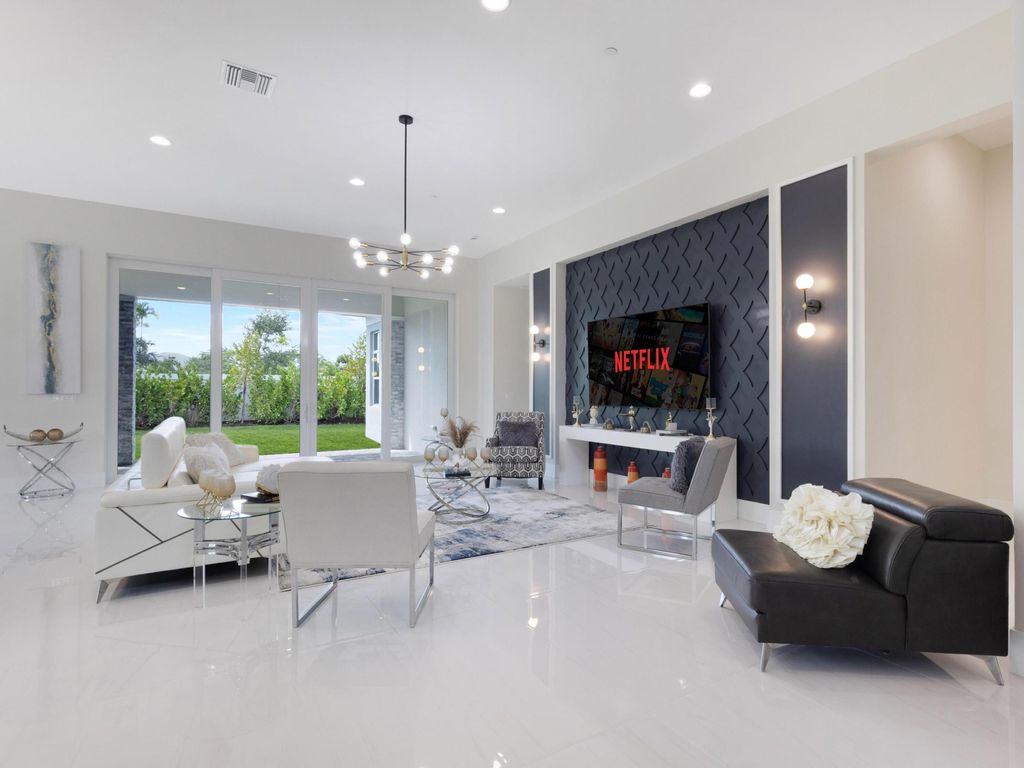 Photo of 9124 Coral Isles Circle, Palm Beach Gardens, FL 33412 (MLS # R11131675)