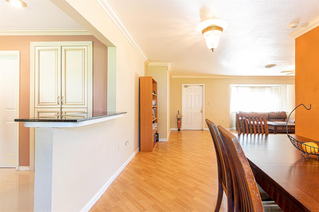 Country Club Village Sec - Residential