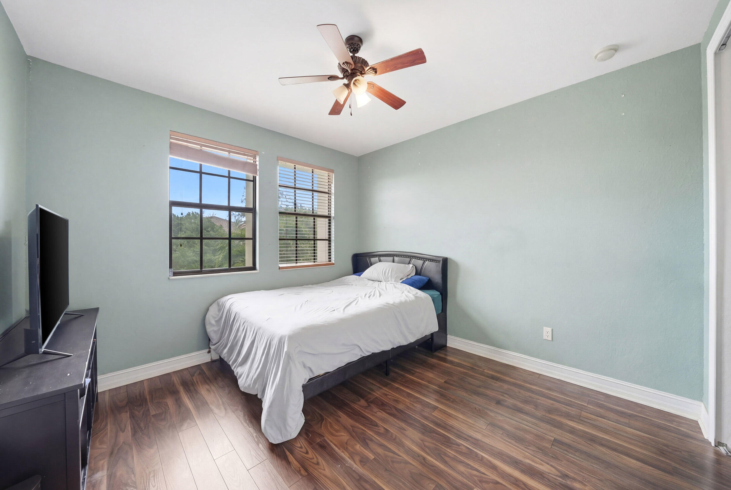 PARKLAND VILLAGE - Residential