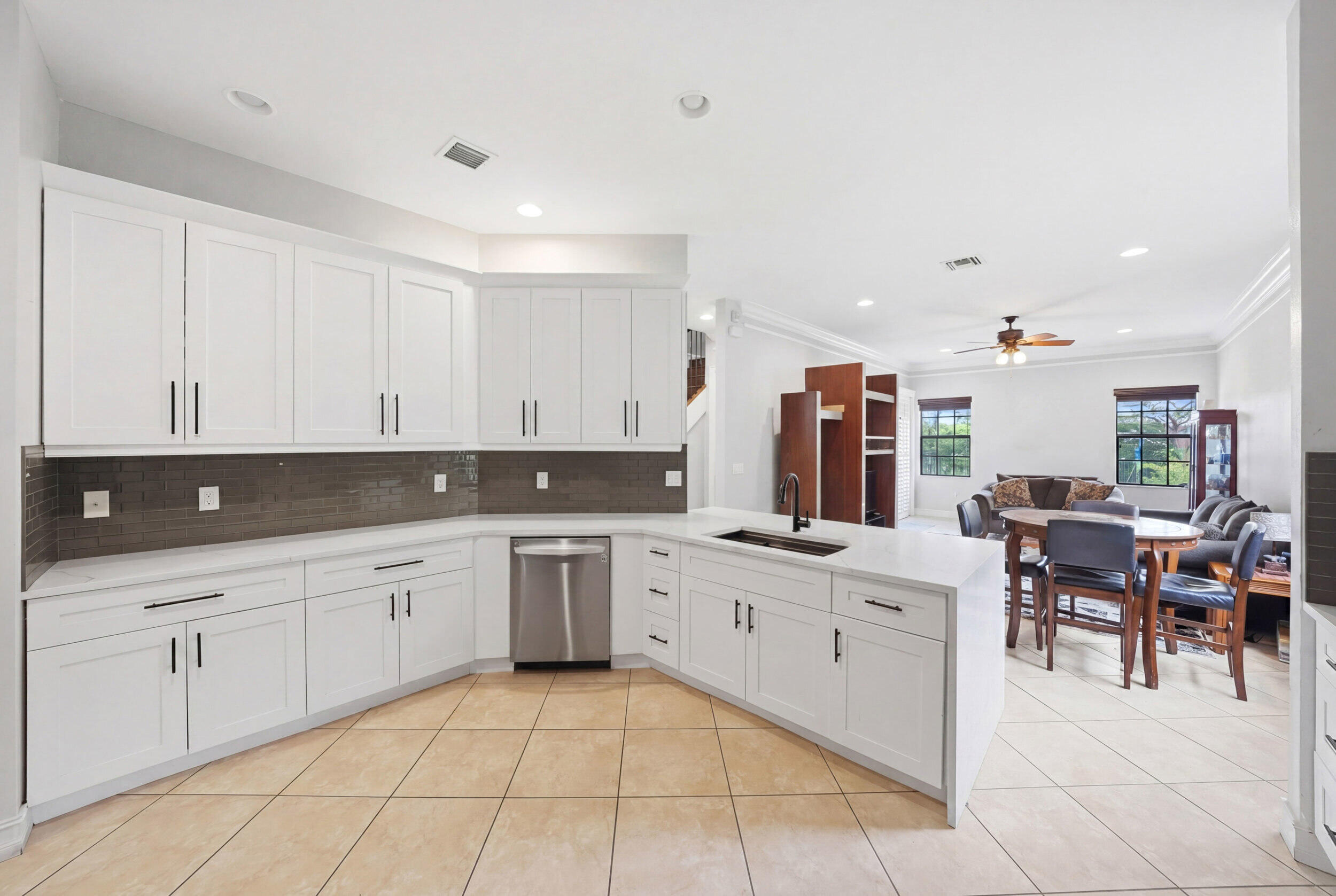 PARKLAND VILLAGE - Residential