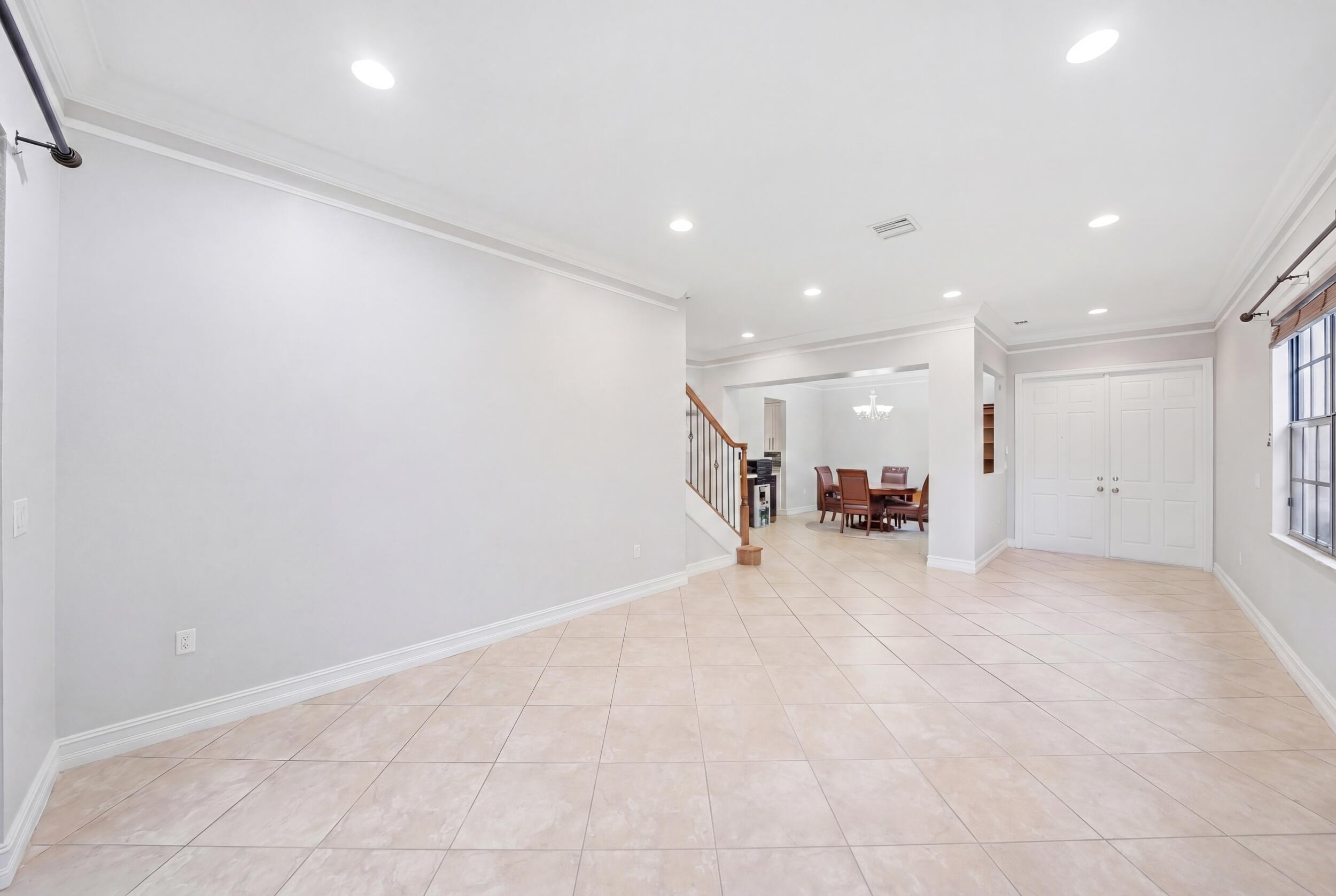 PARKLAND VILLAGE - Residential