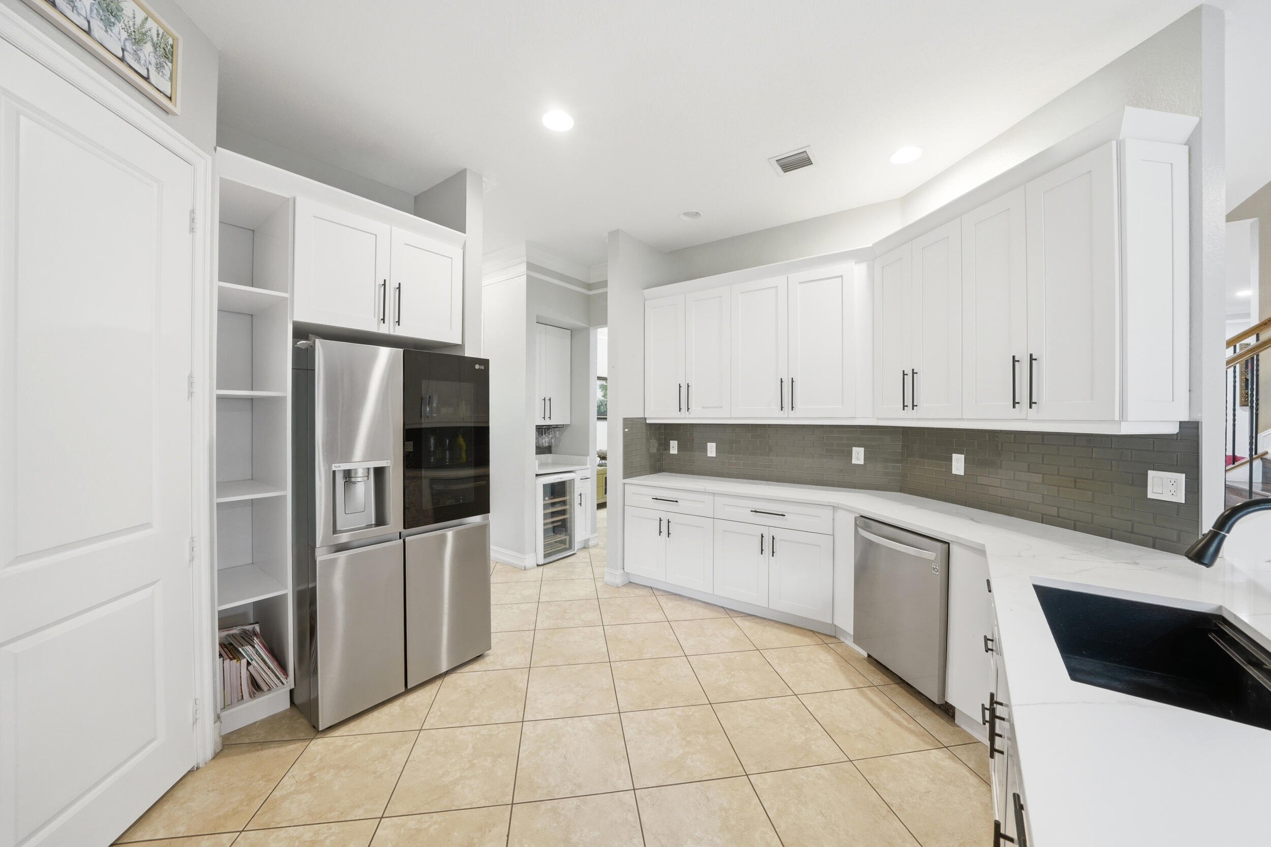 PARKLAND VILLAGE - Residential