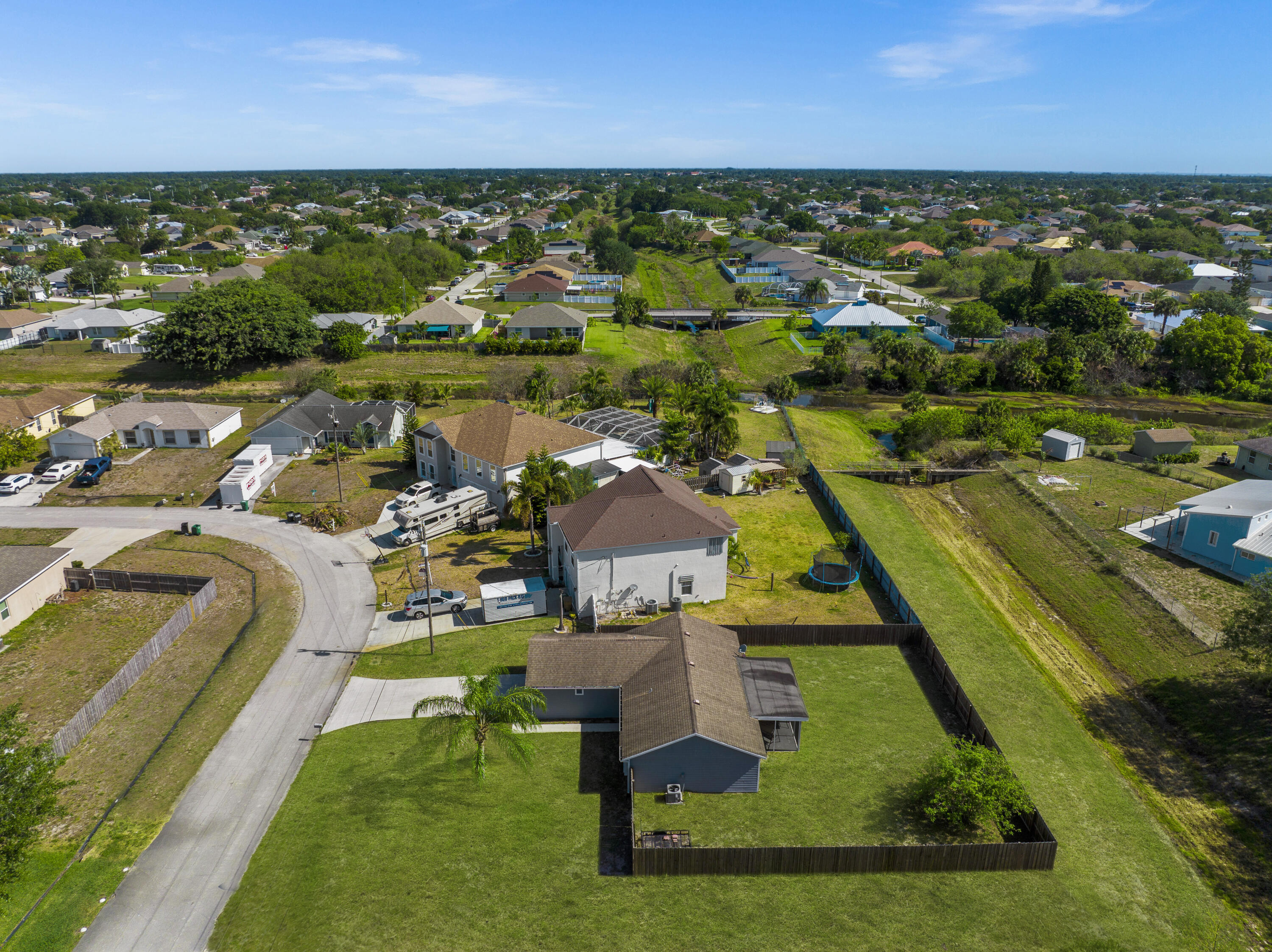 PORT ST LUCIE SECTION 33 - Residential