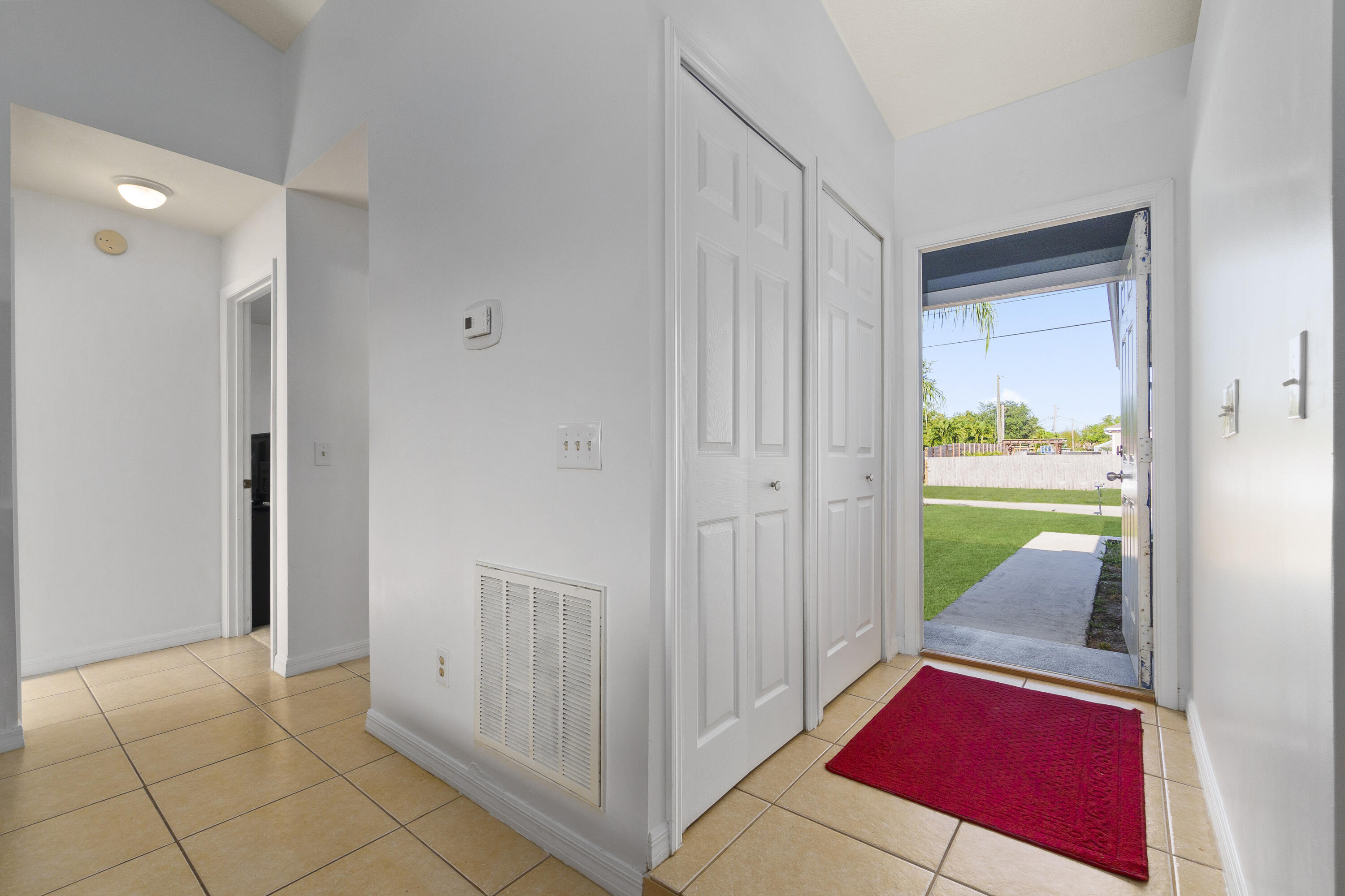 PORT ST LUCIE SECTION 33 - Residential