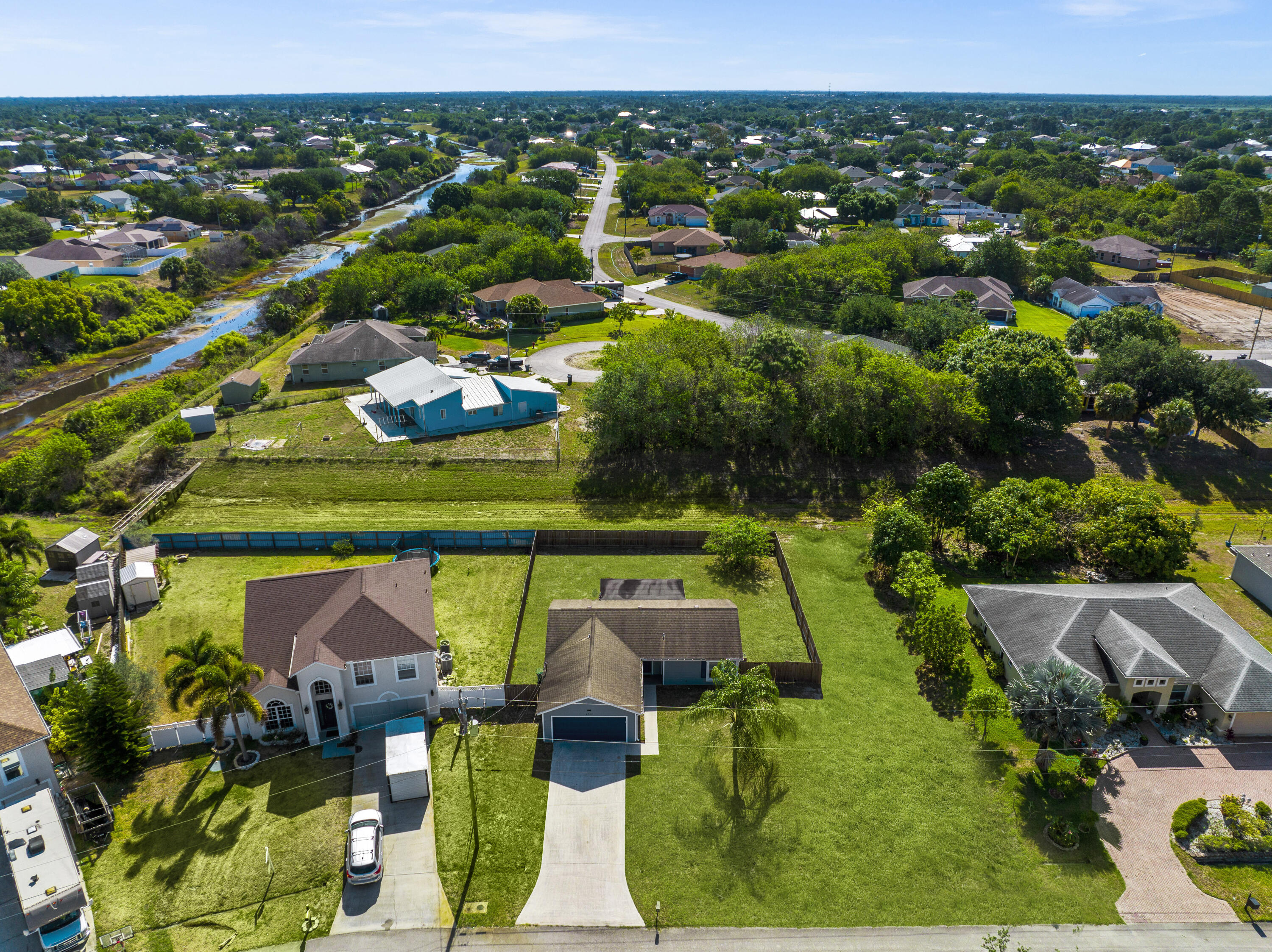 PORT ST LUCIE SECTION 33 - Residential