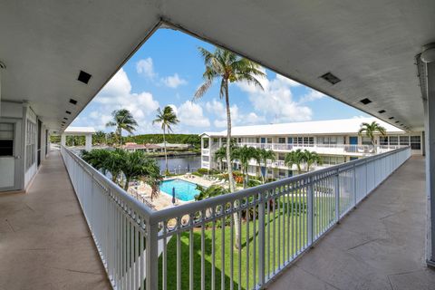 A home in Wilton Manors