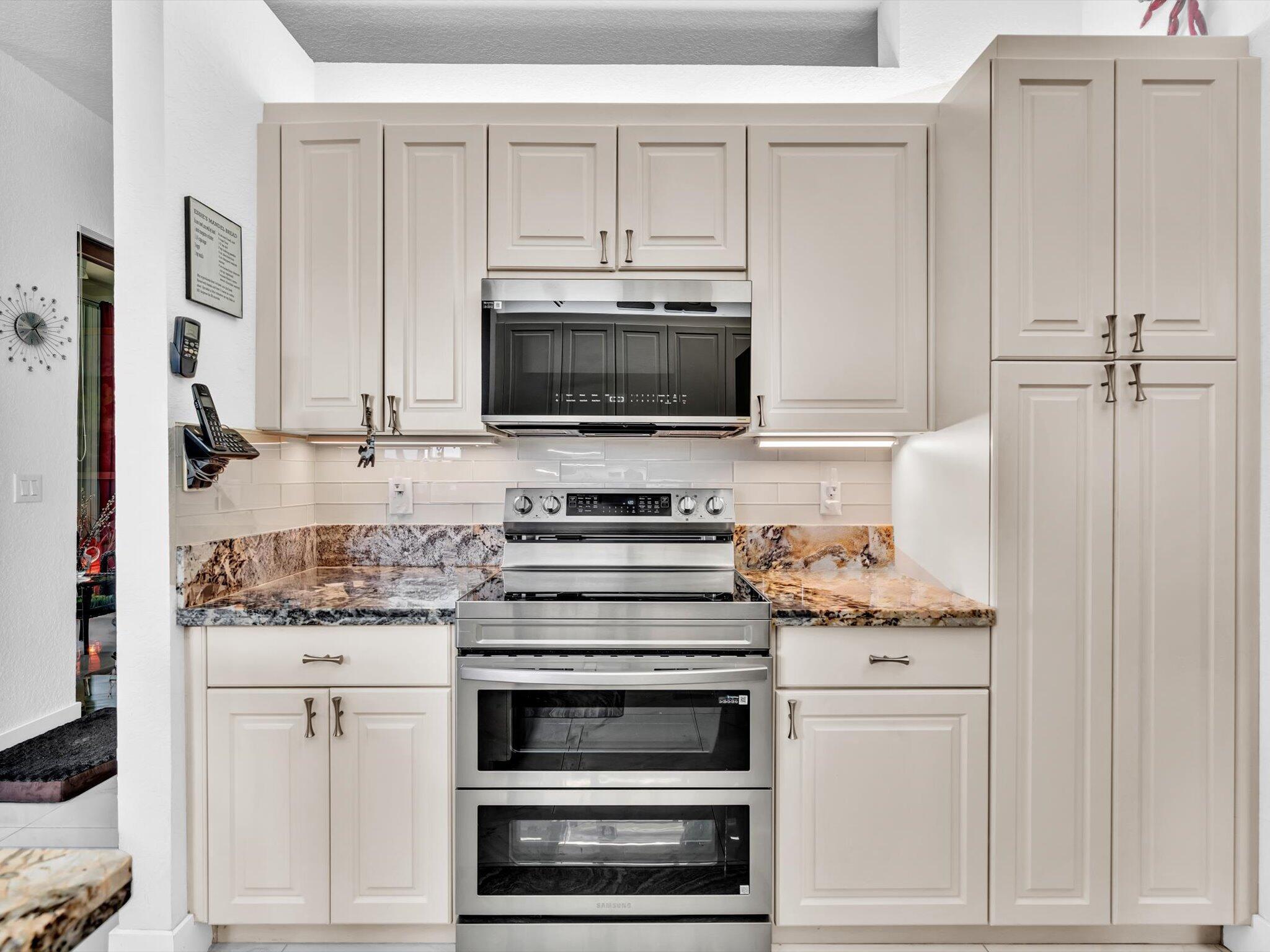 KINGS POINT EXETER EAST - Residential