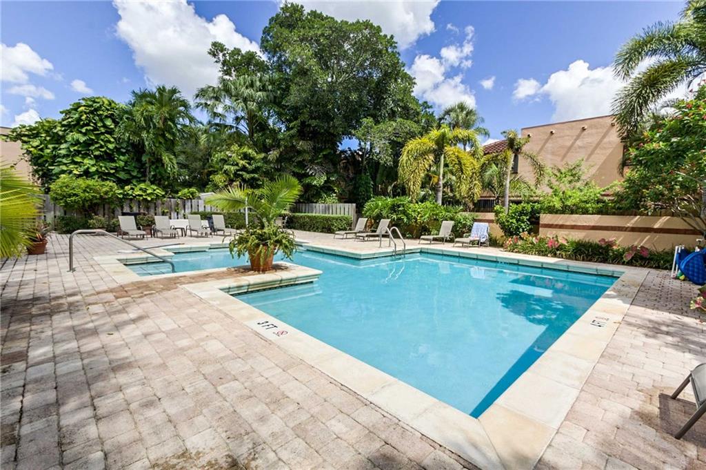 Spanish Spring Townhomes - Residential