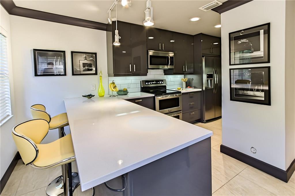 Spanish Spring Townhomes - Residential