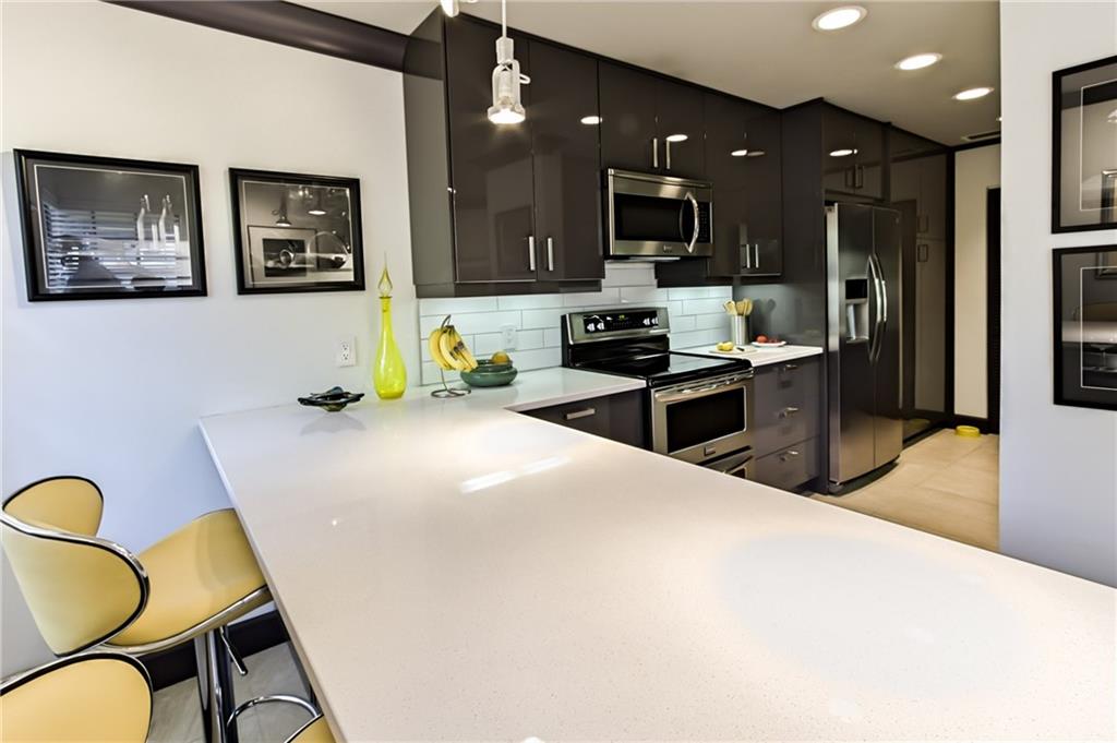 Spanish Spring Townhomes - Residential