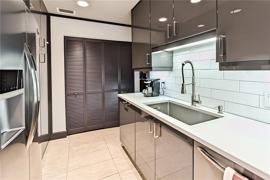 Spanish Spring Townhomes - Residential
