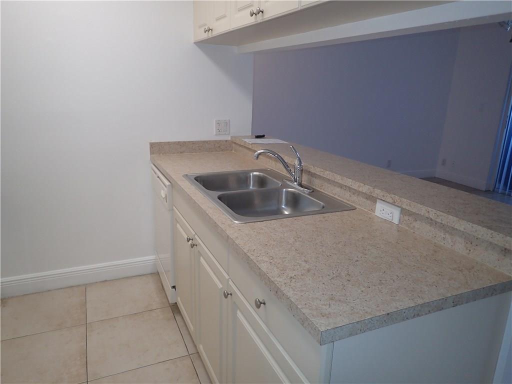 Lexington On The Green - Residential Lease