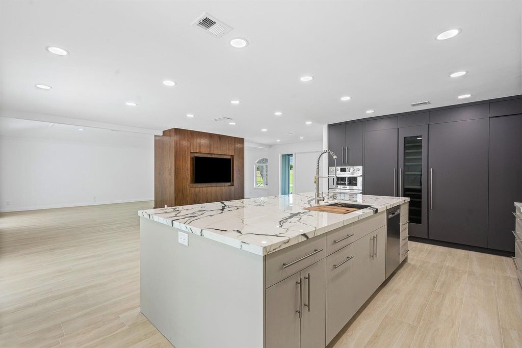 Photo of 17267 SE Galway Court, Jupiter, FL 33469 (MLS # R10929212)