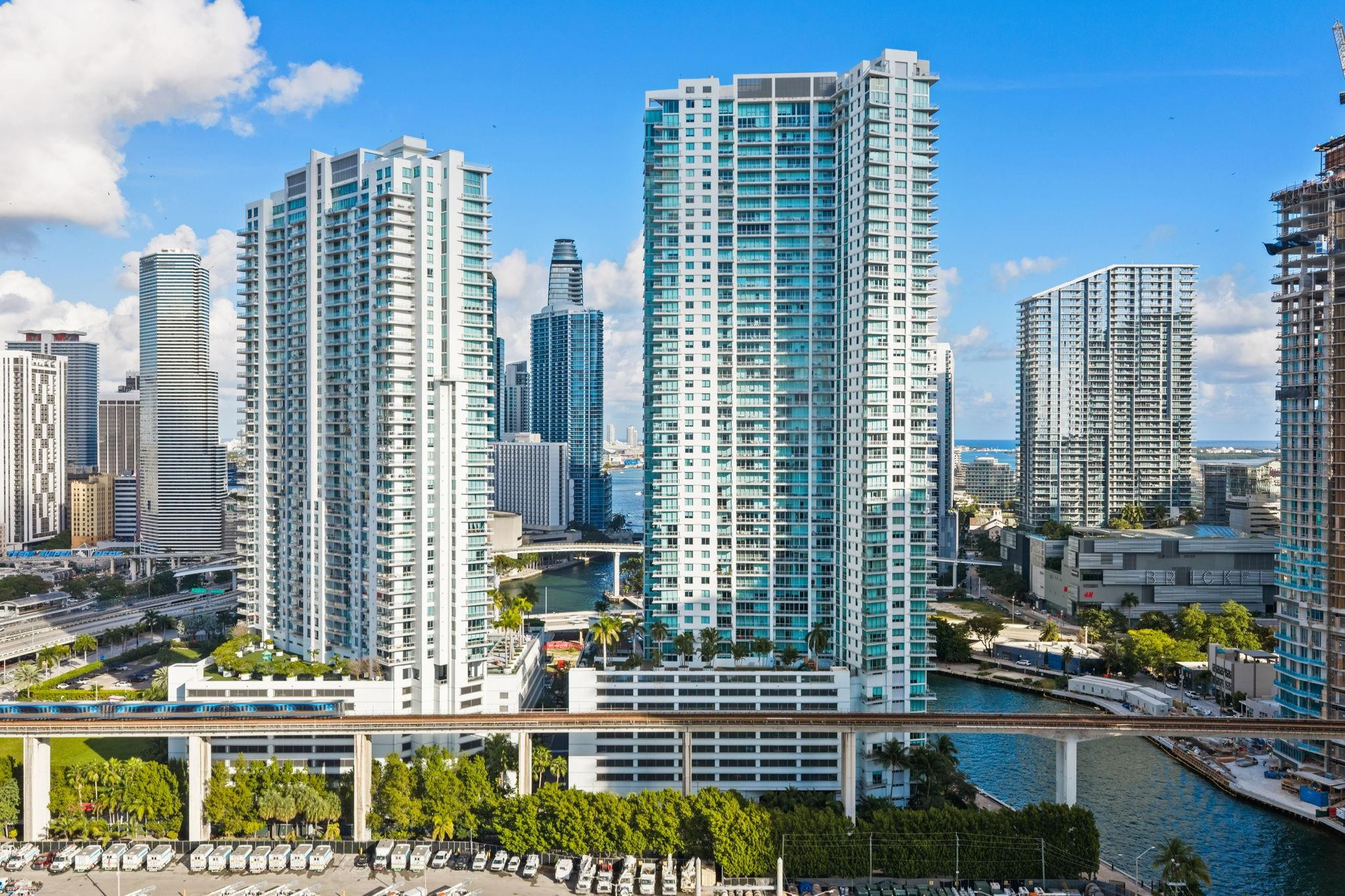 MINT AT RIVERFRONT - Residential