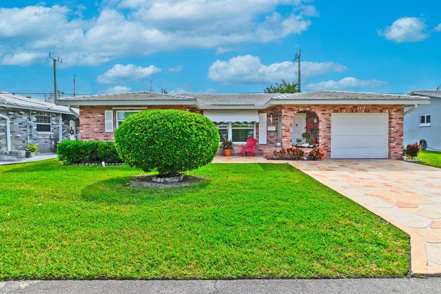 Beautiful home in a 55+ community close to many stores and supermarkets and medical clinics. This home has 2 bedrooms and two remodeled bathrooms and spacious rooms. The living area is large and very spacious with its dining room and living room and with access to the back patio. It has a remodeled kitchen and tile floors. The house has its own laundry room and its washer and dryer equipment. One car parking with still room for storage. This house is ready to move in.